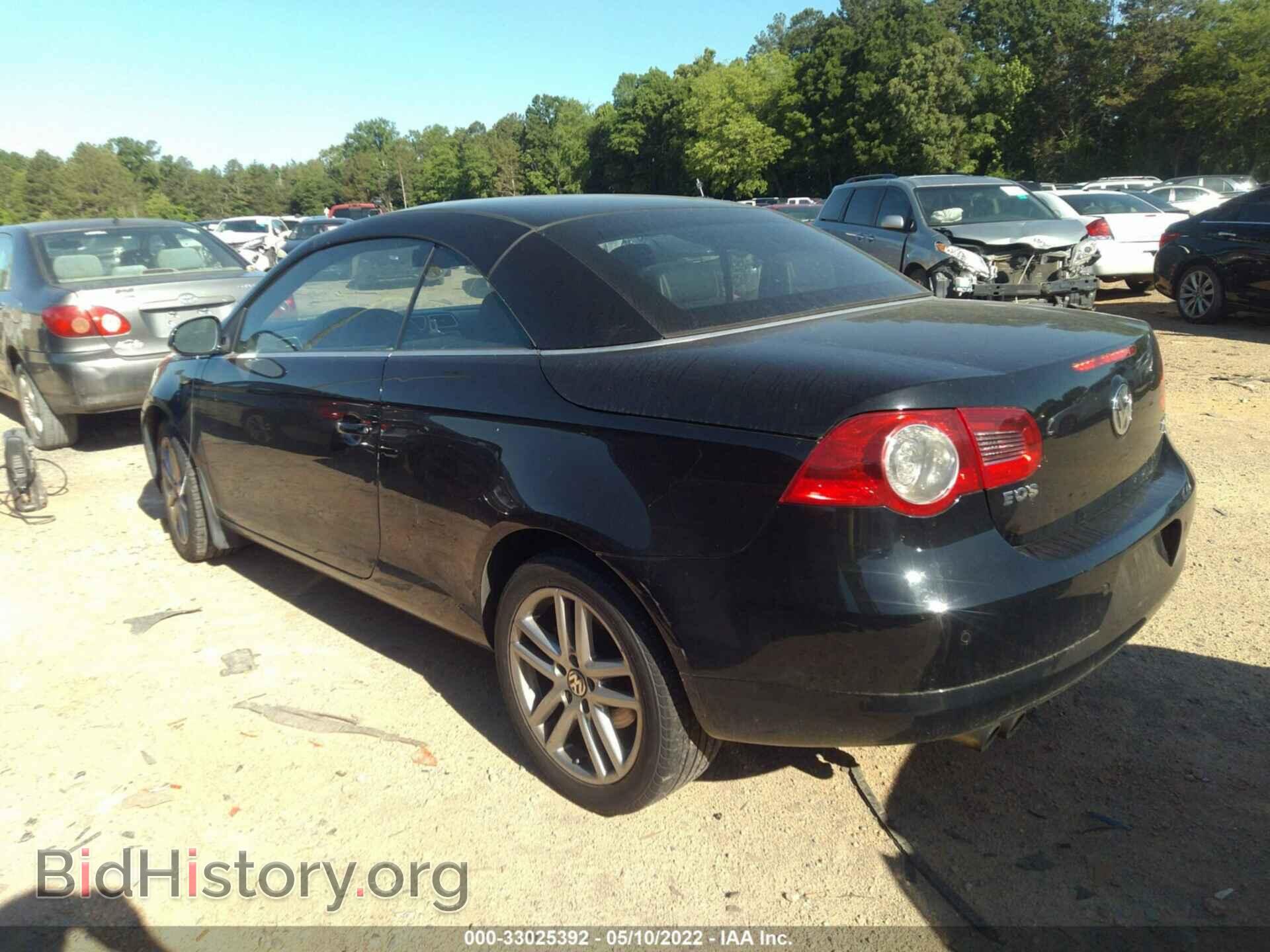 2008 VOLKSWAGEN EOS - VIN: WVWFA71F28V028741 - Фото 3