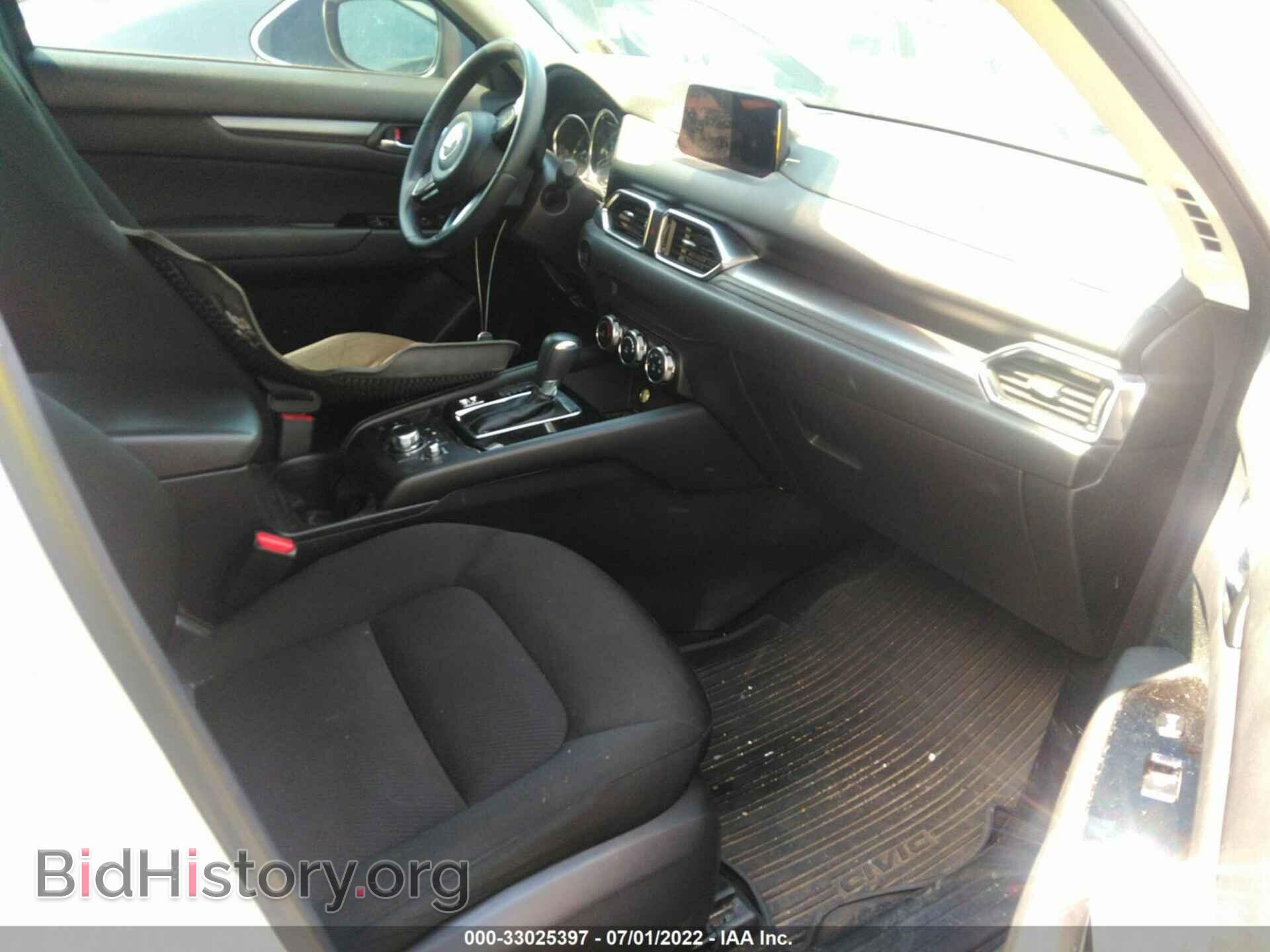2018 MAZDA CX-5 - VIN: JM3KFBBMXJ0465865 - Фото 5