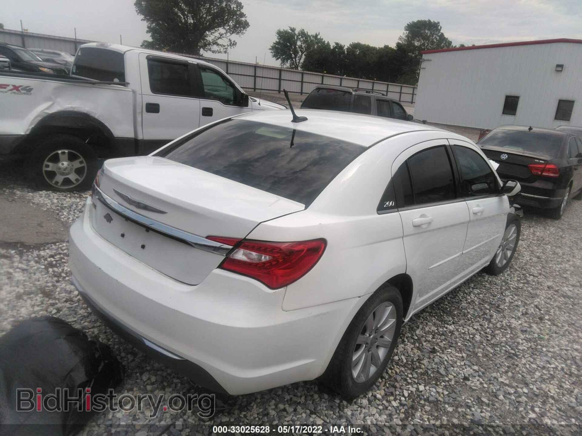 2011 CHRYSLER 200 - VIN: 1C3BC1FG2BN617484 - Фото 4
