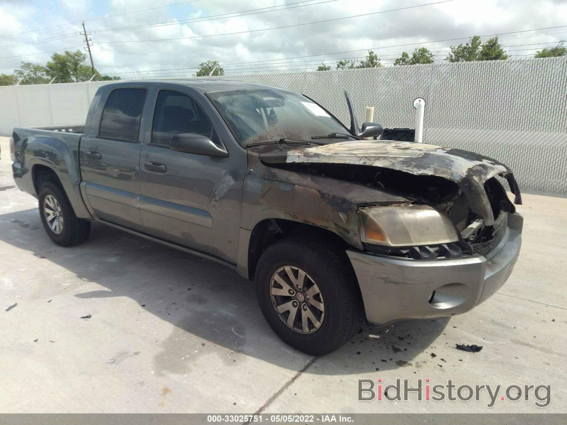 Photo 1Z7HC28KX8S609497 - MITSUBISHI RAIDER 2008