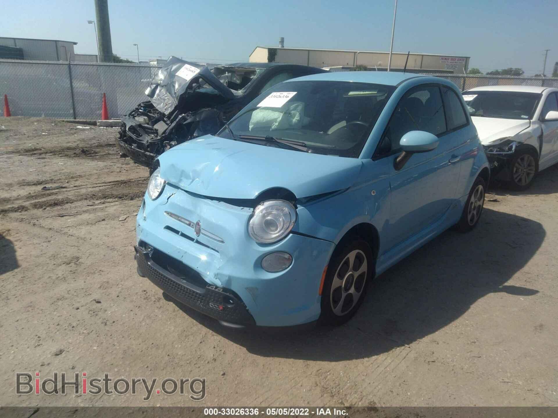 2015 FIAT 500E - VIN: 3C3CFFGE7FT685436 - Фото 2