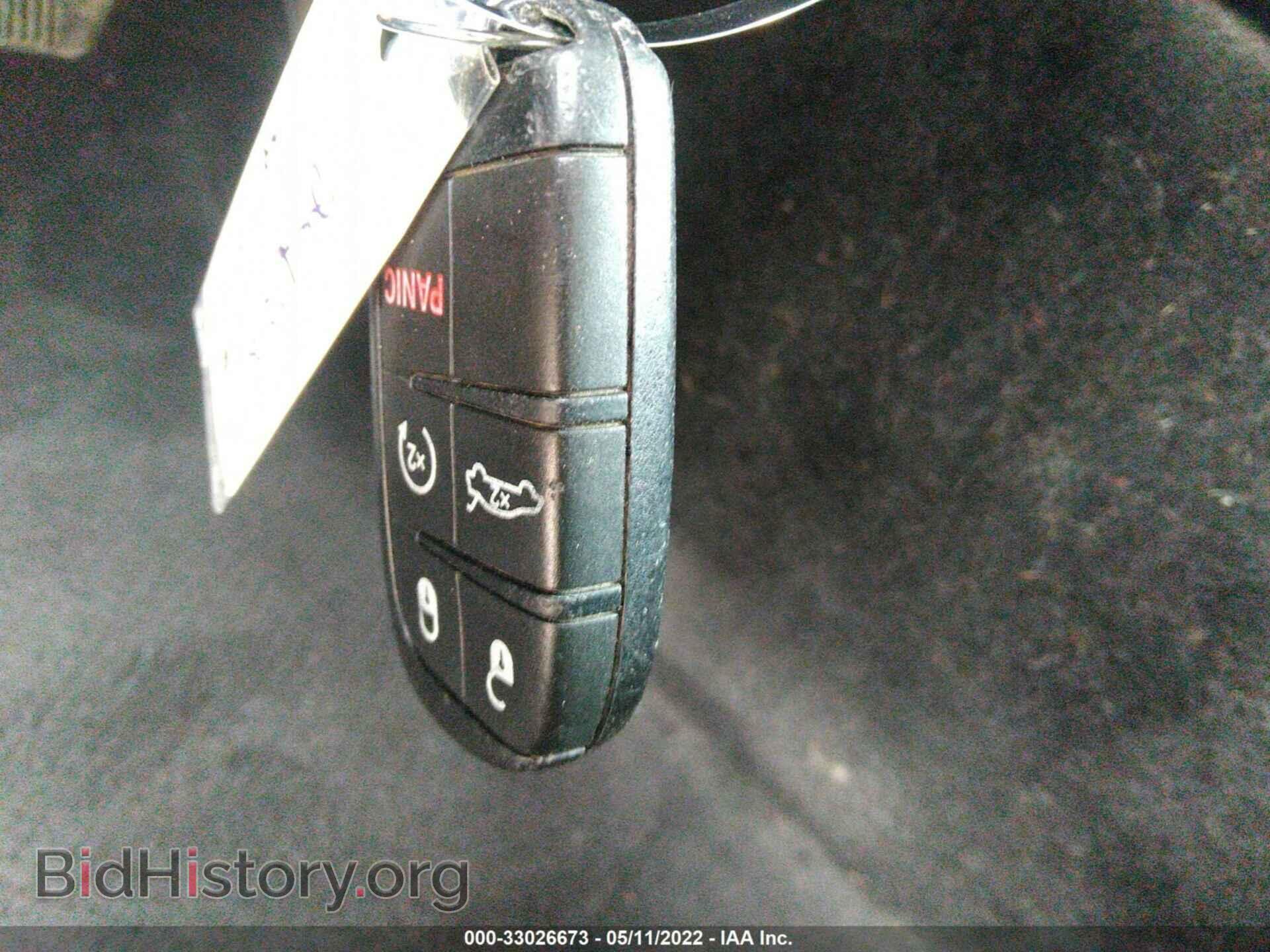 2014 CHRYSLER 300 - VIN: 2C3CCABG1EH357117 - Фото 11