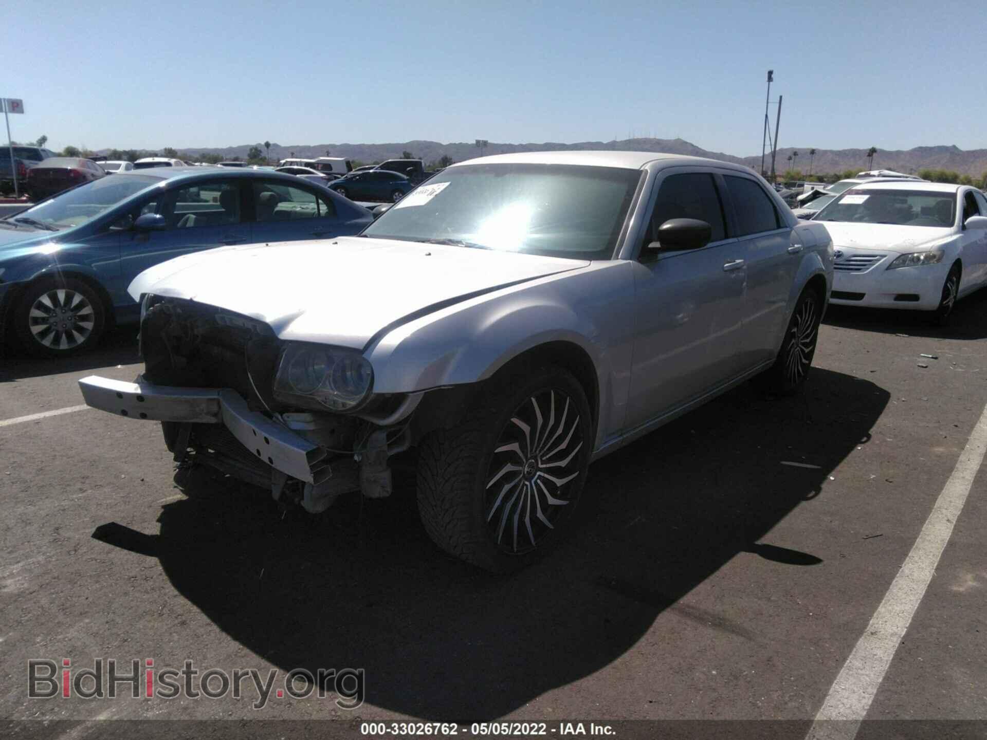 2007 CHRYSLER 300 - VIN: 2C3KA43RX7H714915 - Фото 2