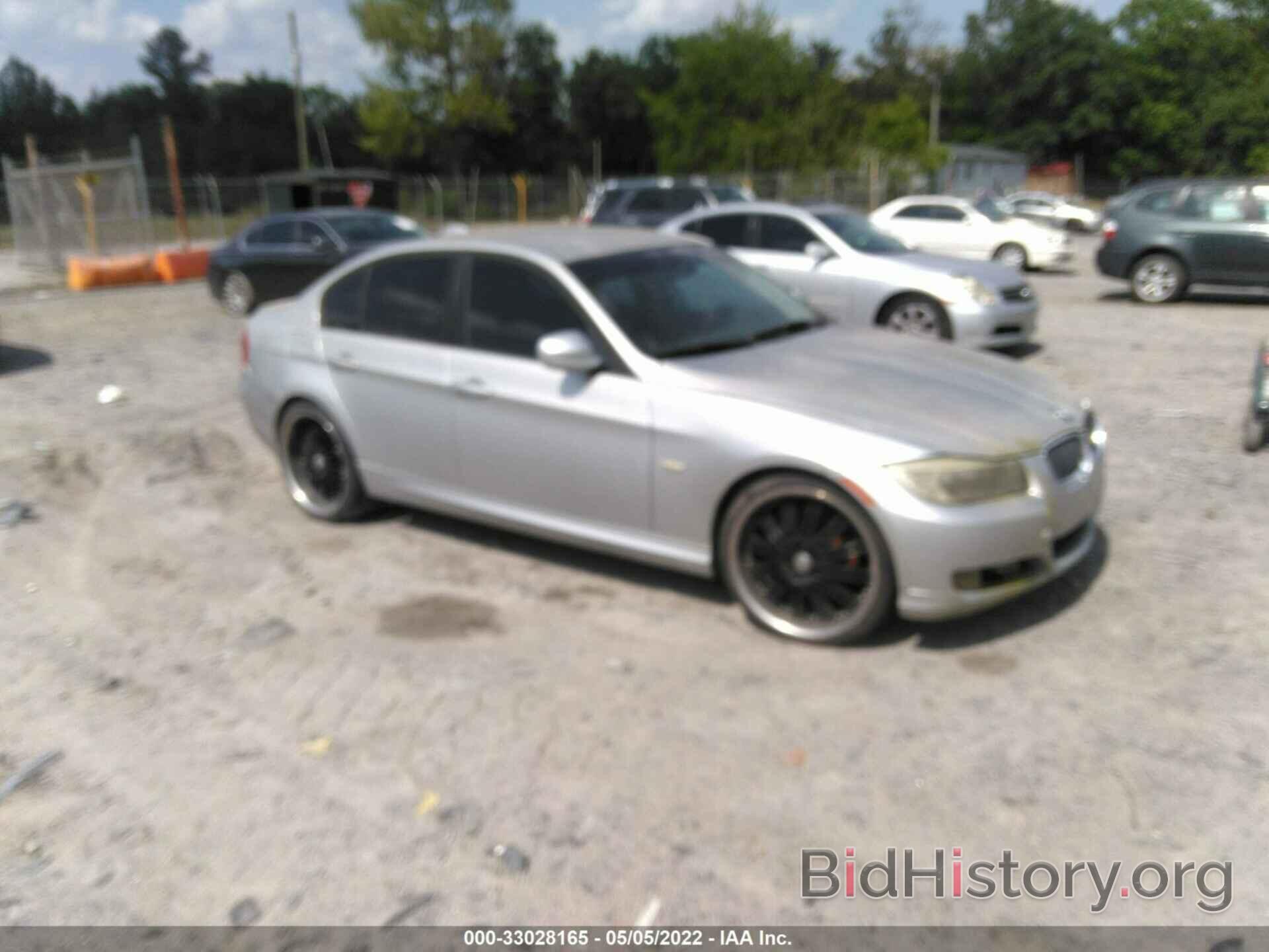 Photo WBAPH7C52BE461081 - BMW 3 SERIES 2011