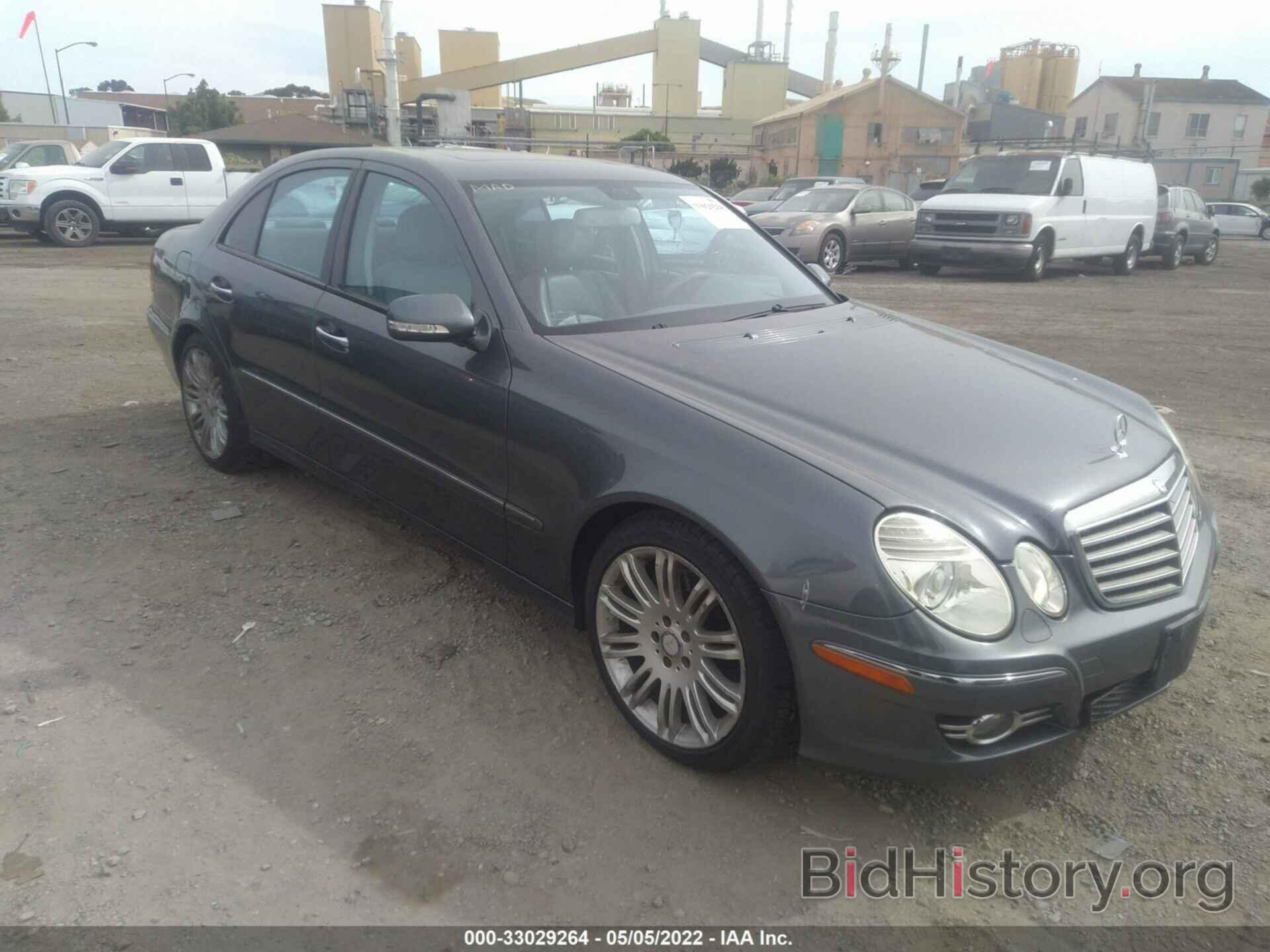 Photo WDBUF56X17B124549 - MERCEDES-BENZ E-CLASS 2007