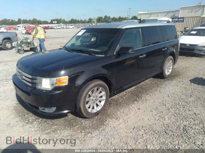 2010 Ford FLEX (VIN 2FMGK5CC0ABA29070) — фото 2 из 11