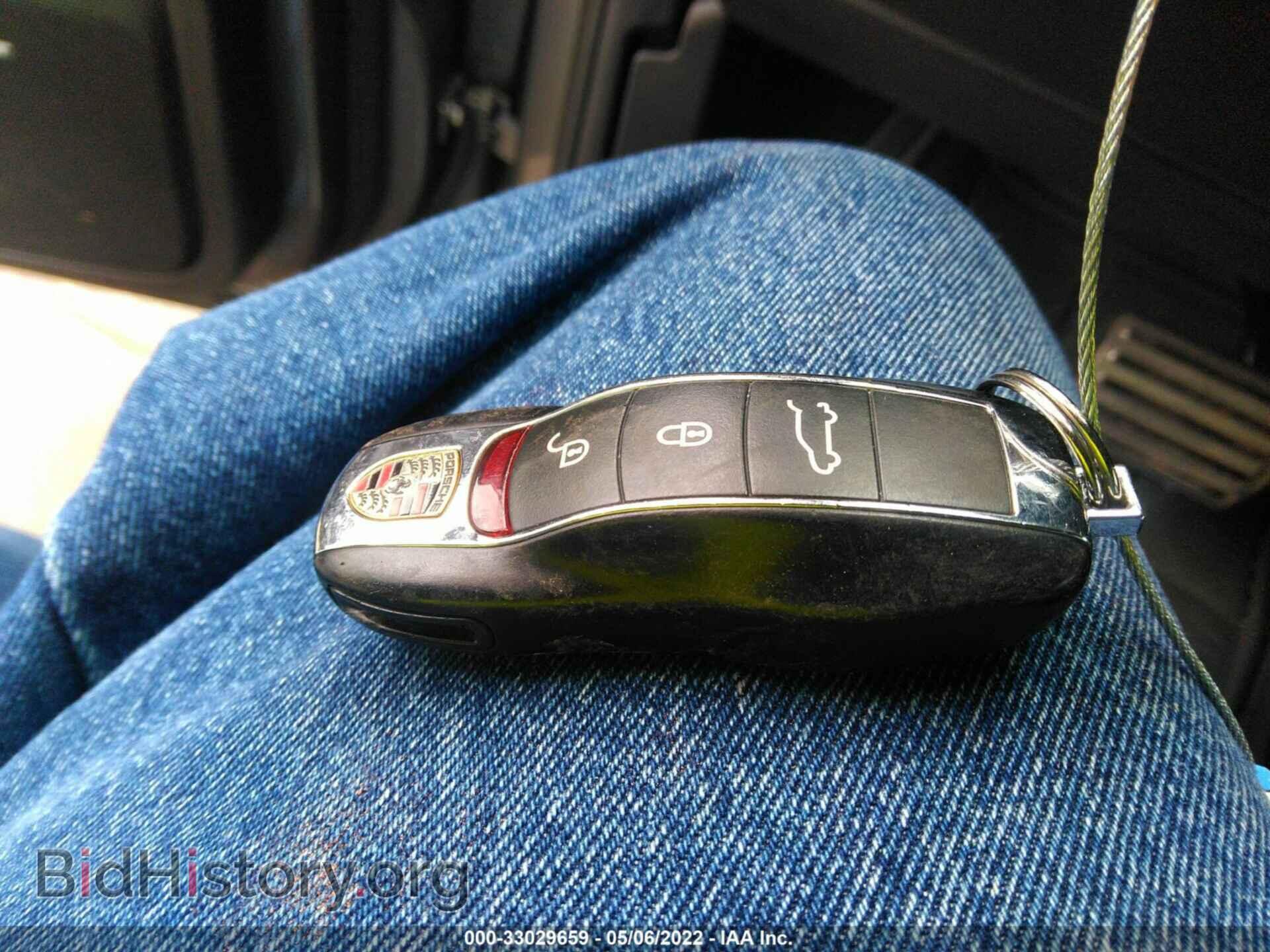 2011 PORSCHE CAYENNE - VIN: WP1AB2A26BLA45521 - Photo 11