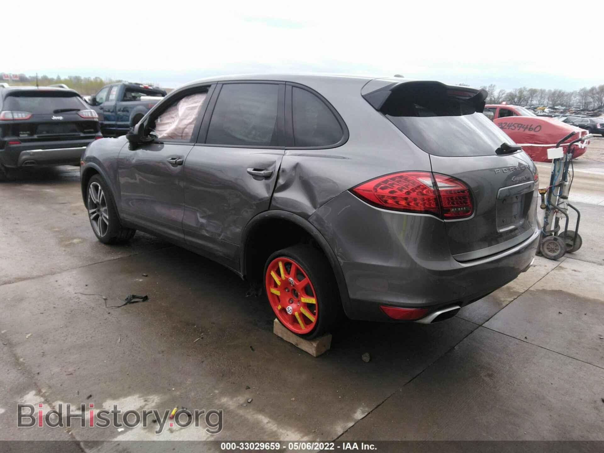 2011 PORSCHE CAYENNE - VIN: WP1AB2A26BLA45521 - Photo 3