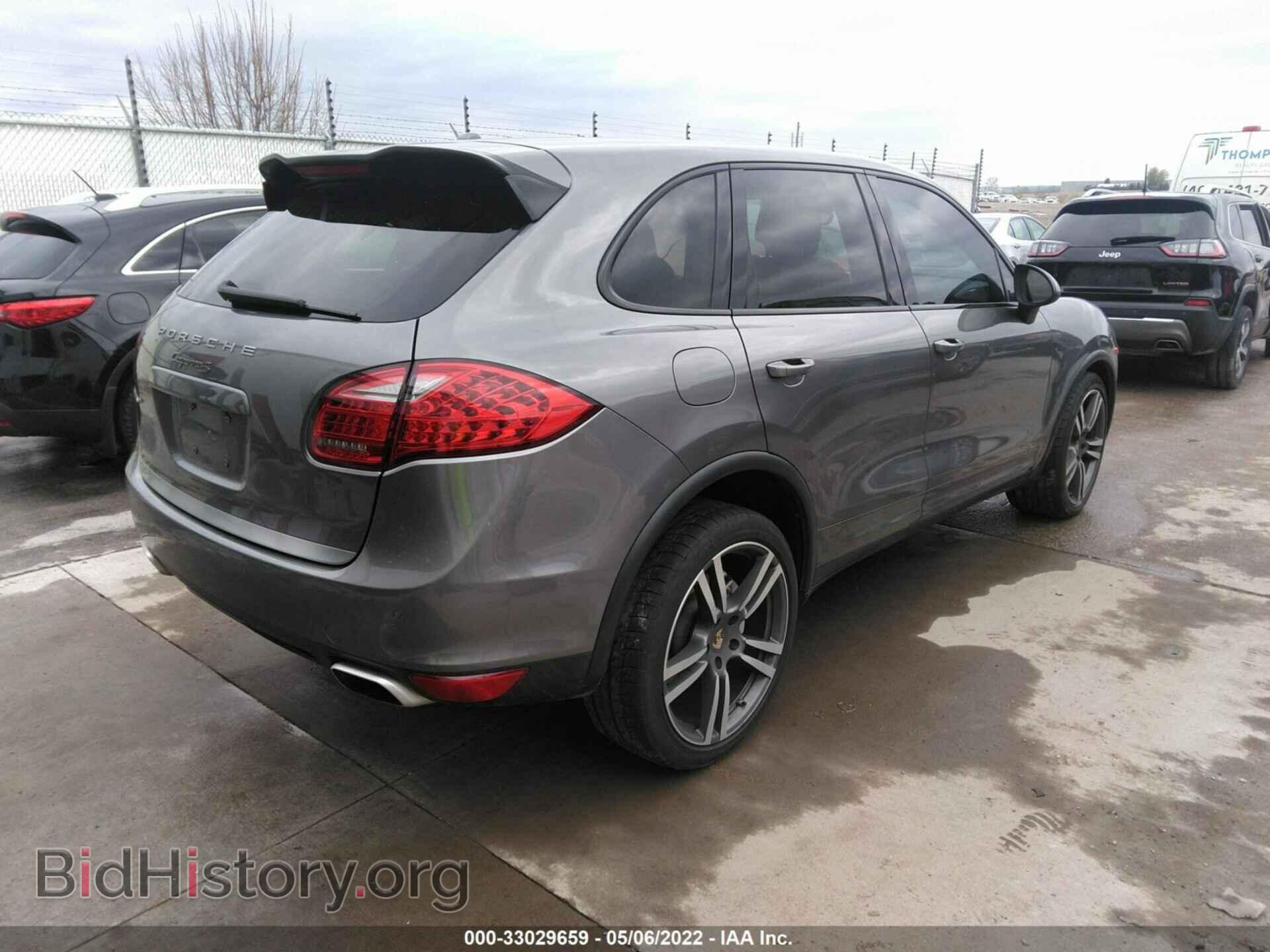 2011 PORSCHE CAYENNE - VIN: WP1AB2A26BLA45521 - Photo 4