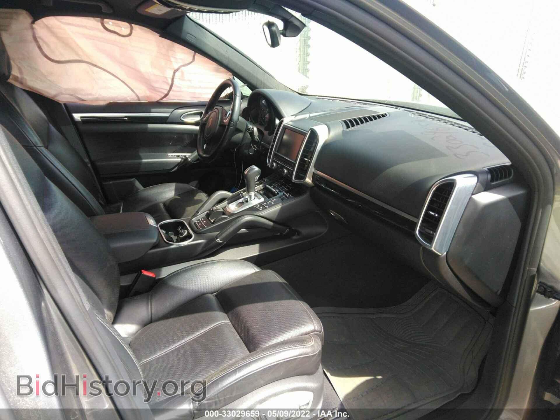 2011 PORSCHE CAYENNE - VIN: WP1AB2A26BLA45521 - Photo 5