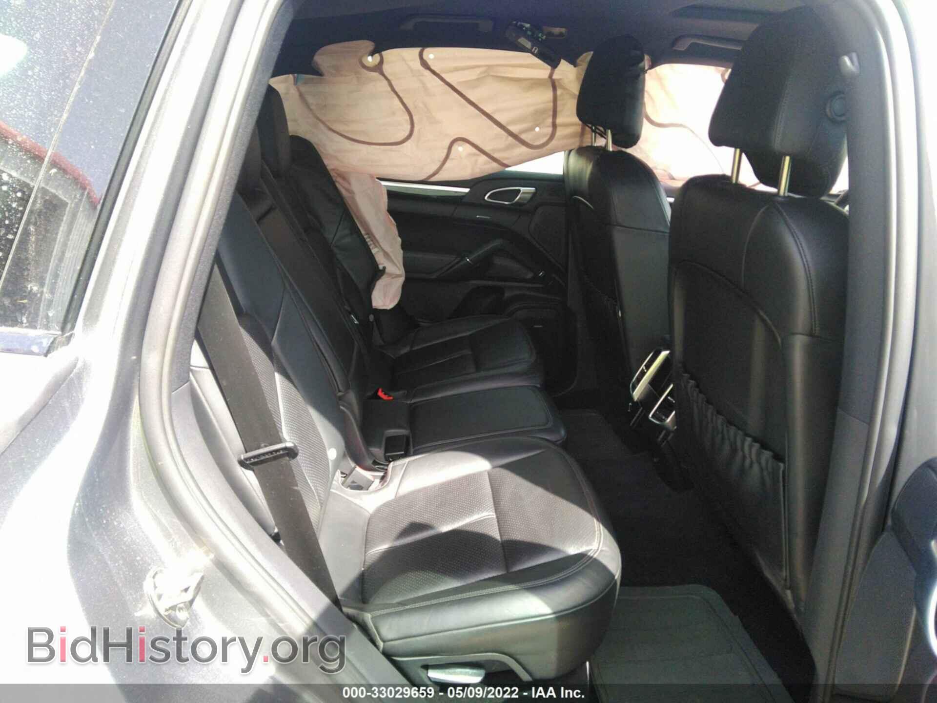 2011 PORSCHE CAYENNE - VIN: WP1AB2A26BLA45521 - Photo 8