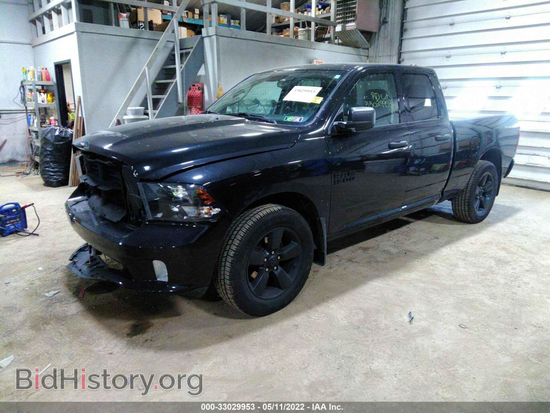 2018 RAM 1500 - VIN: 1C6RR7FG0JS348579 - Фото 2