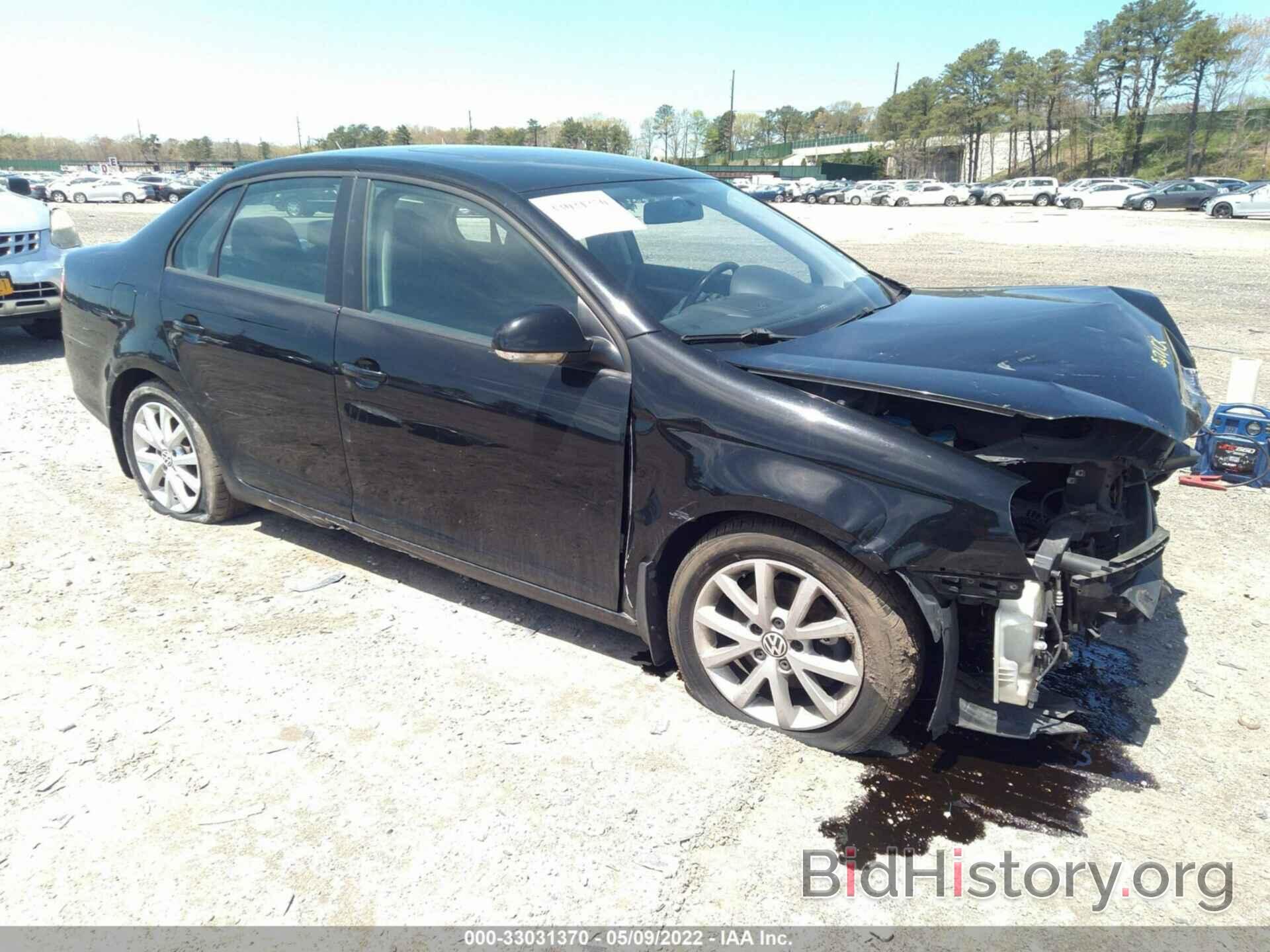 Photo 3VWRZ7AJ3AM157126 - VOLKSWAGEN JETTA SEDAN 2010