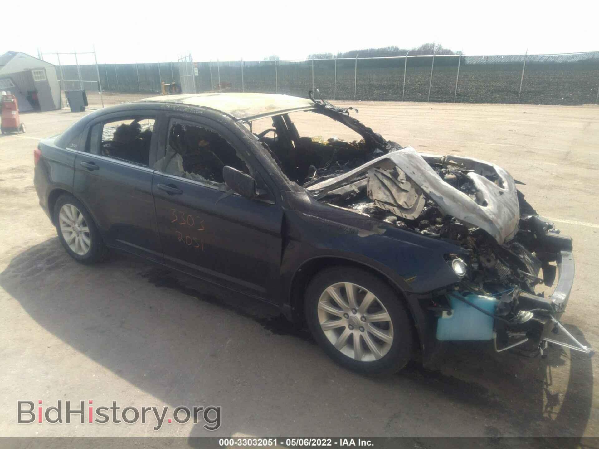 Photo 1C3BC1FG7BN540045 - CHRYSLER 200 2011