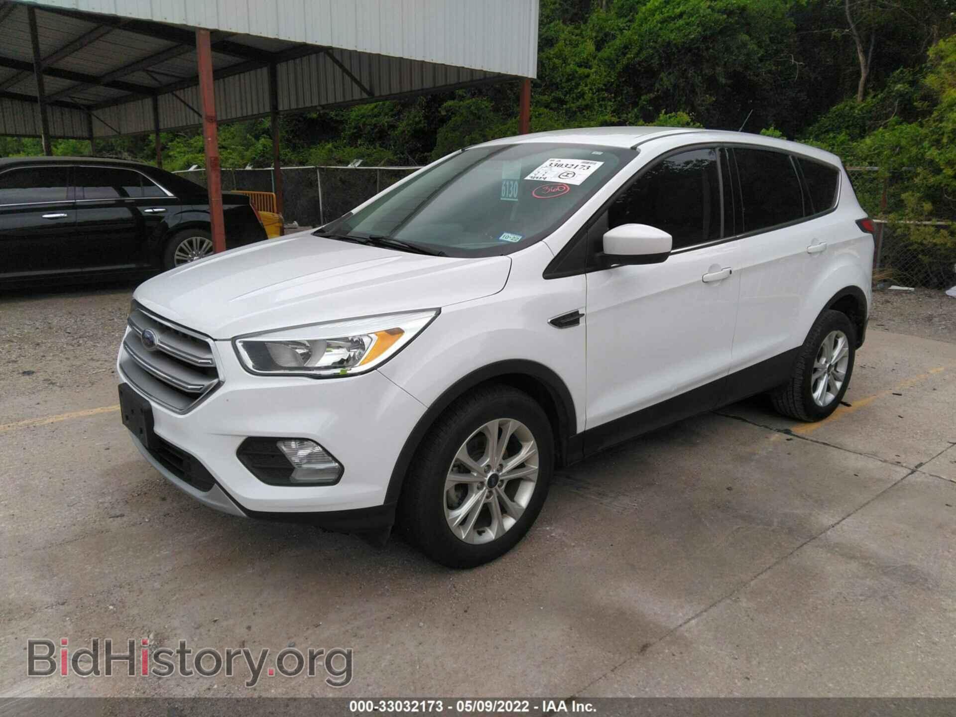 2017 FORD ESCAPE - VIN: 1FMCU0GD0HUB08225 - Фото 2
