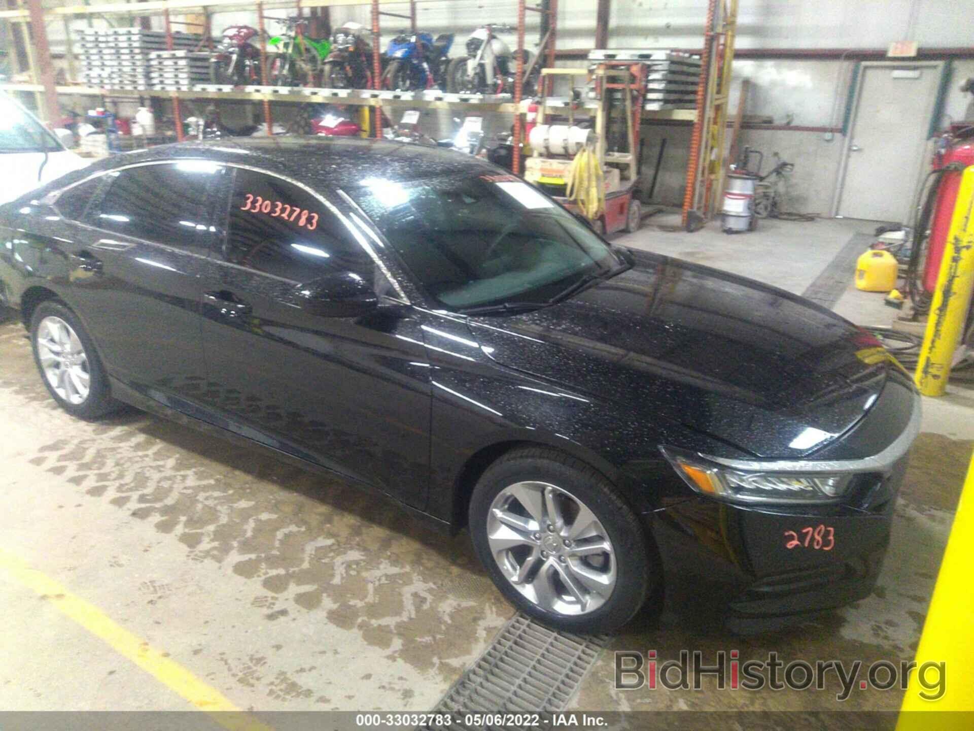 Photo 1HGCV1F10KA065093 - HONDA ACCORD SEDAN 2019