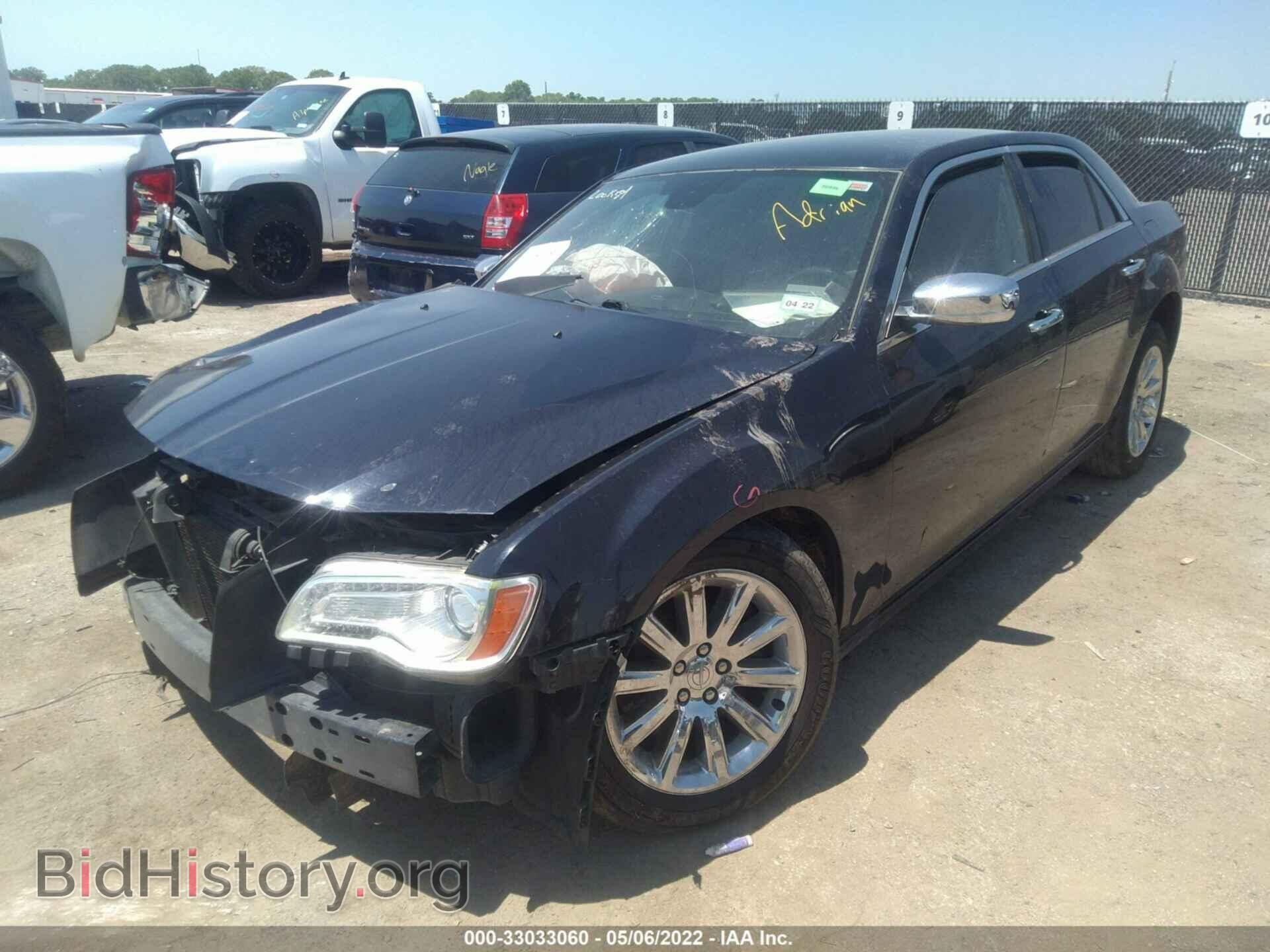 2011 CHRYSLER 300 - VIN: 2C3CA6CT0BH537702 - Фото 2