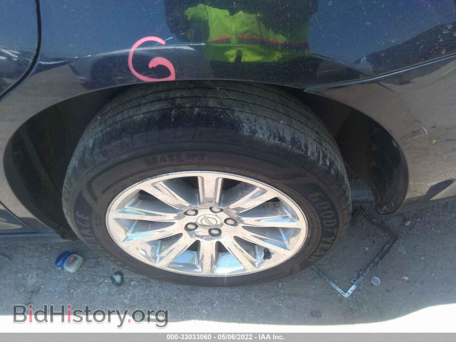 2011 CHRYSLER 300 - VIN: 2C3CA6CT0BH537702 - Фото 13