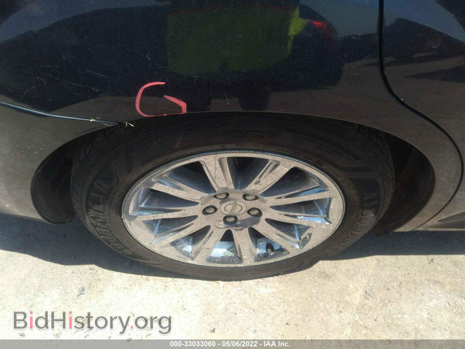2011 CHRYSLER 300 - VIN: 2C3CA6CT0BH537702 - Фото 15