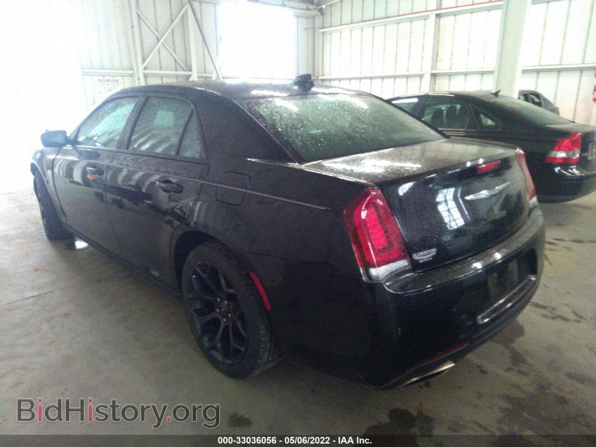 2019 CHRYSLER 300 - VIN: 2C3CCAAG2KH601662 - Фото 3