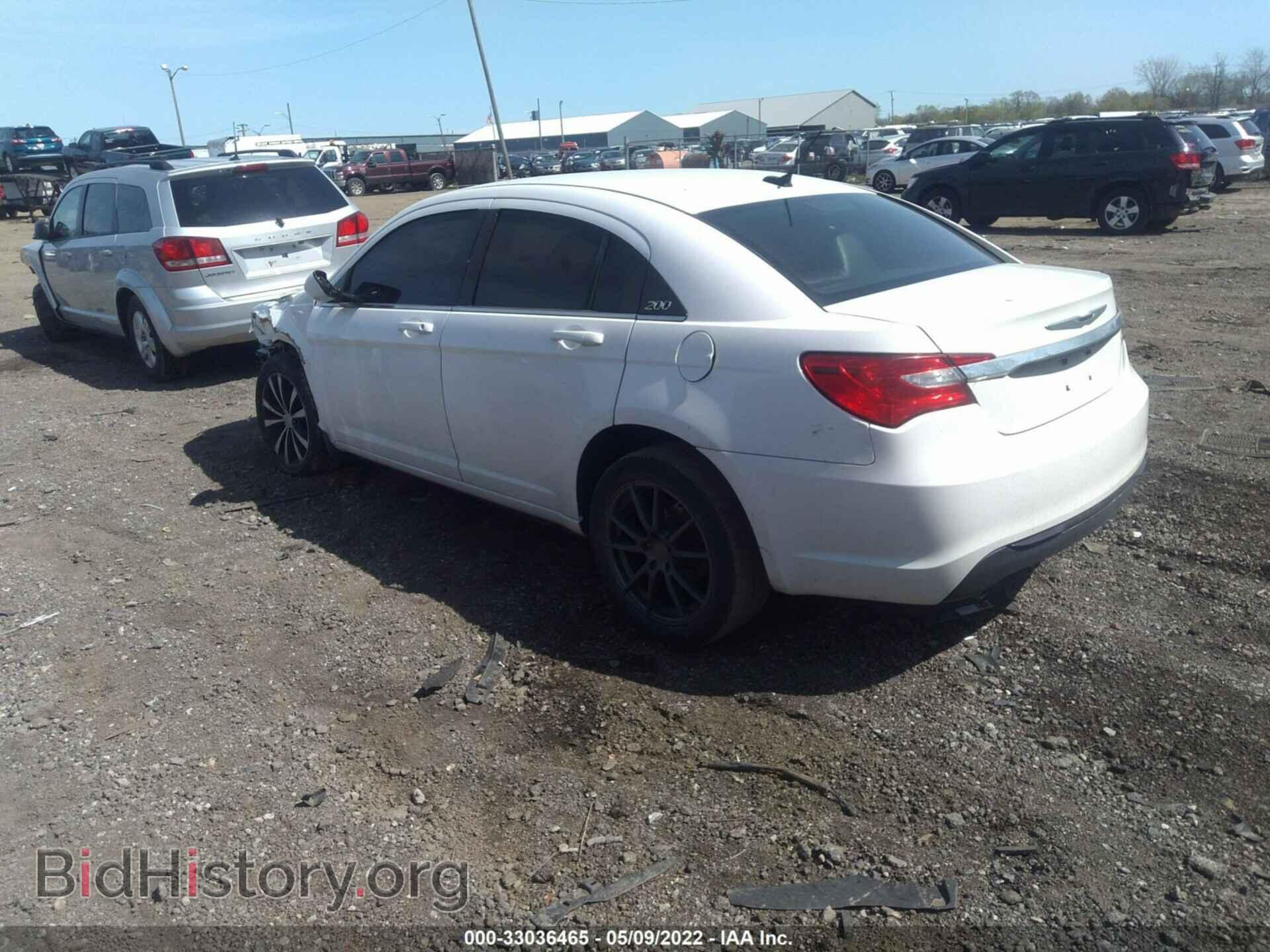 2012 CHRYSLER 200 - VIN: 1C3CCBHGXCN302909 - Фото 3