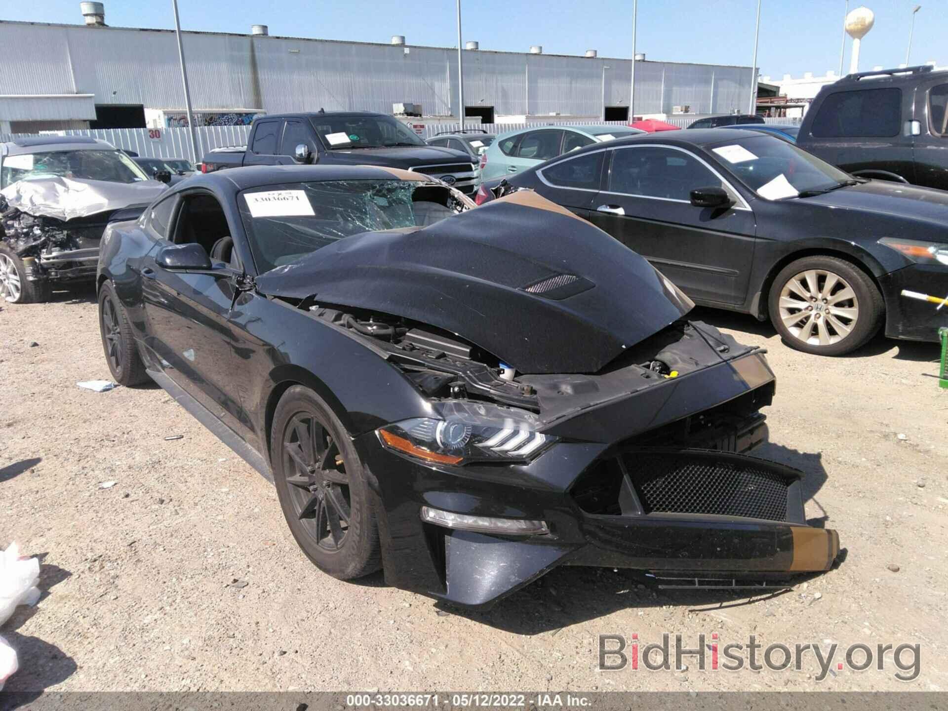 Photo 1FA6P8TH8L5142776 - FORD MUSTANG 2020
