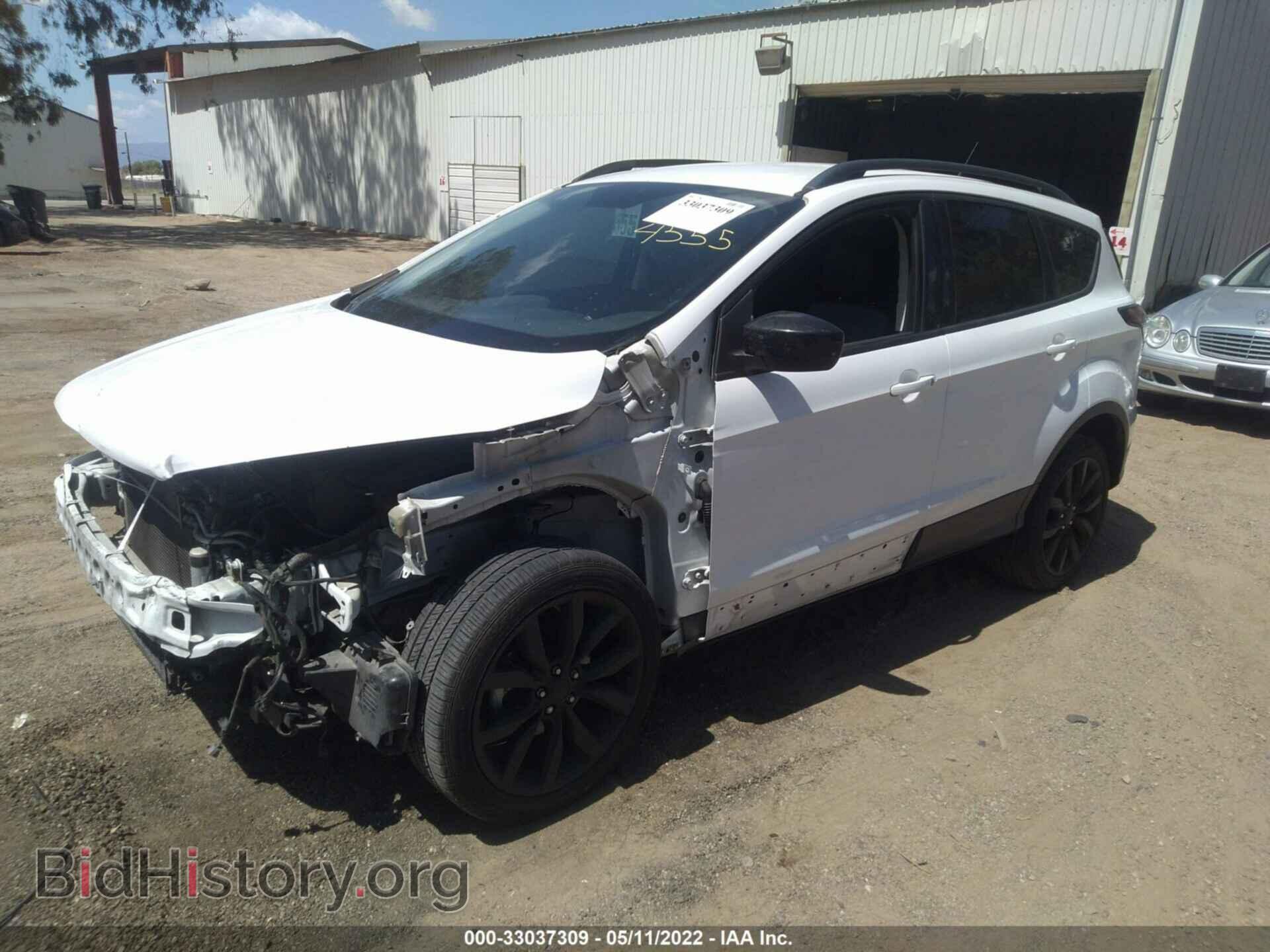 2017 FORD ESCAPE - VIN: 1FMCU0GD3HUB81184 - Фото 2