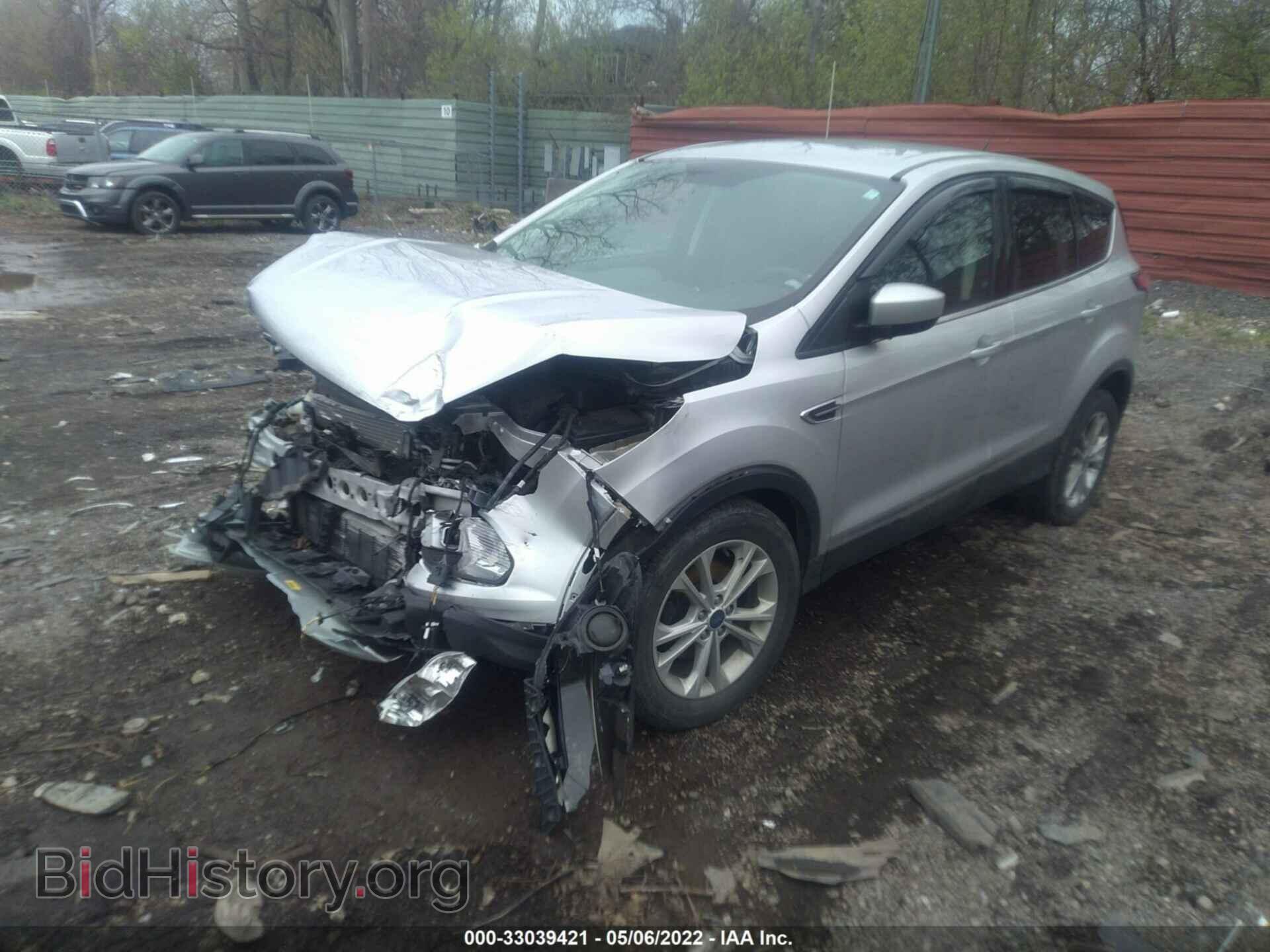 2017 FORD ESCAPE - VIN: 1FMCU0GD4HUB10334 - Photo 2