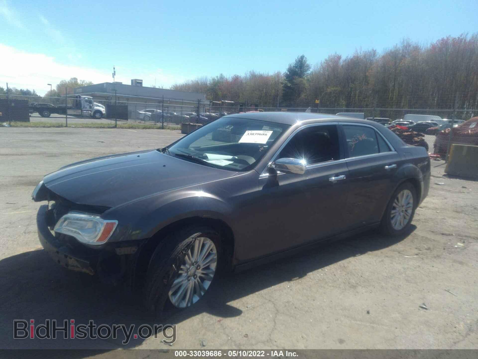 2013 CHRYSLER 300 - VIN: 2C3CCAKT8DH543216 - Фото 2