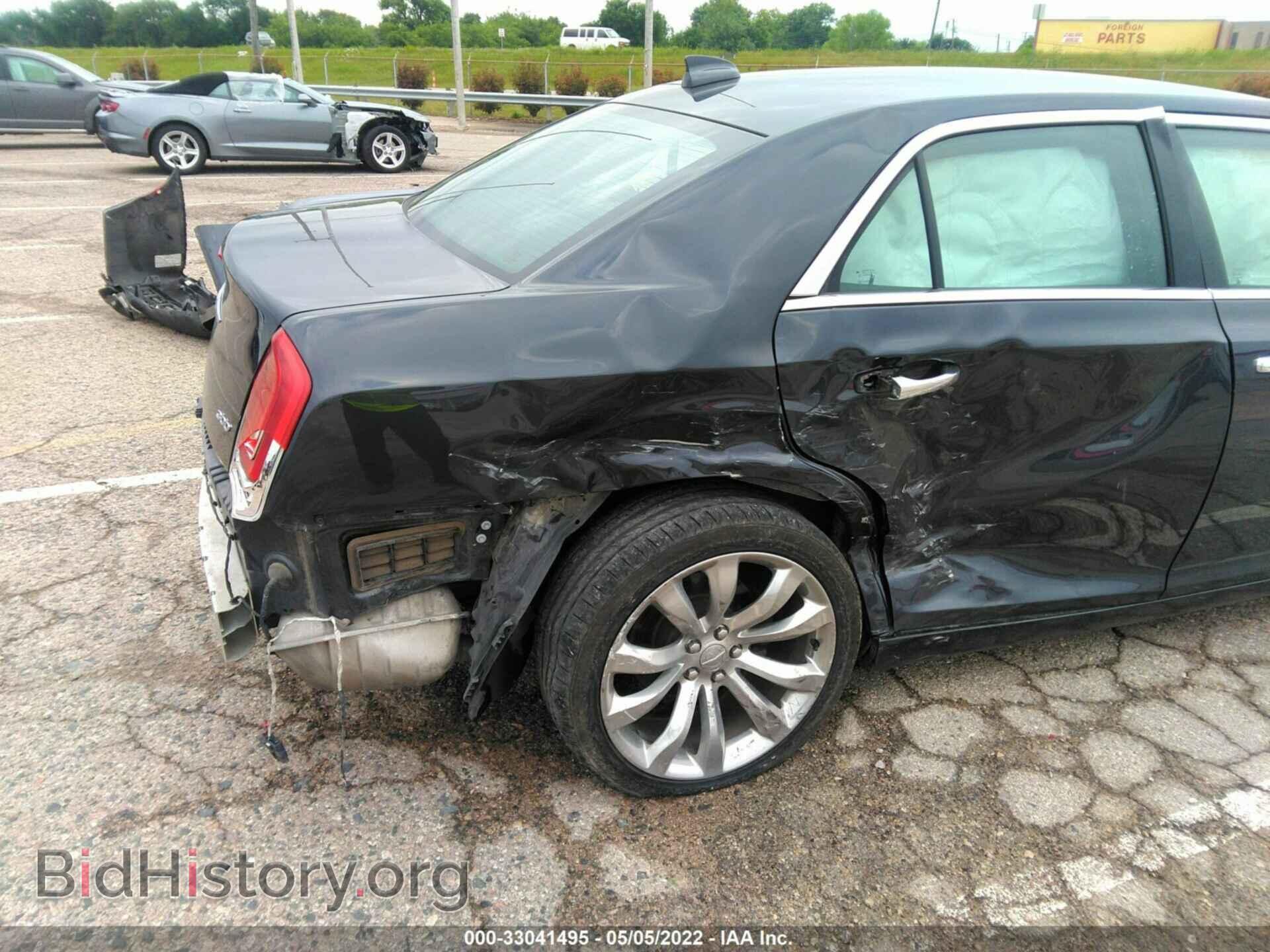 2019 CHRYSLER 300 - VIN: 2C3CCAEG1KH698010 - Фото 6