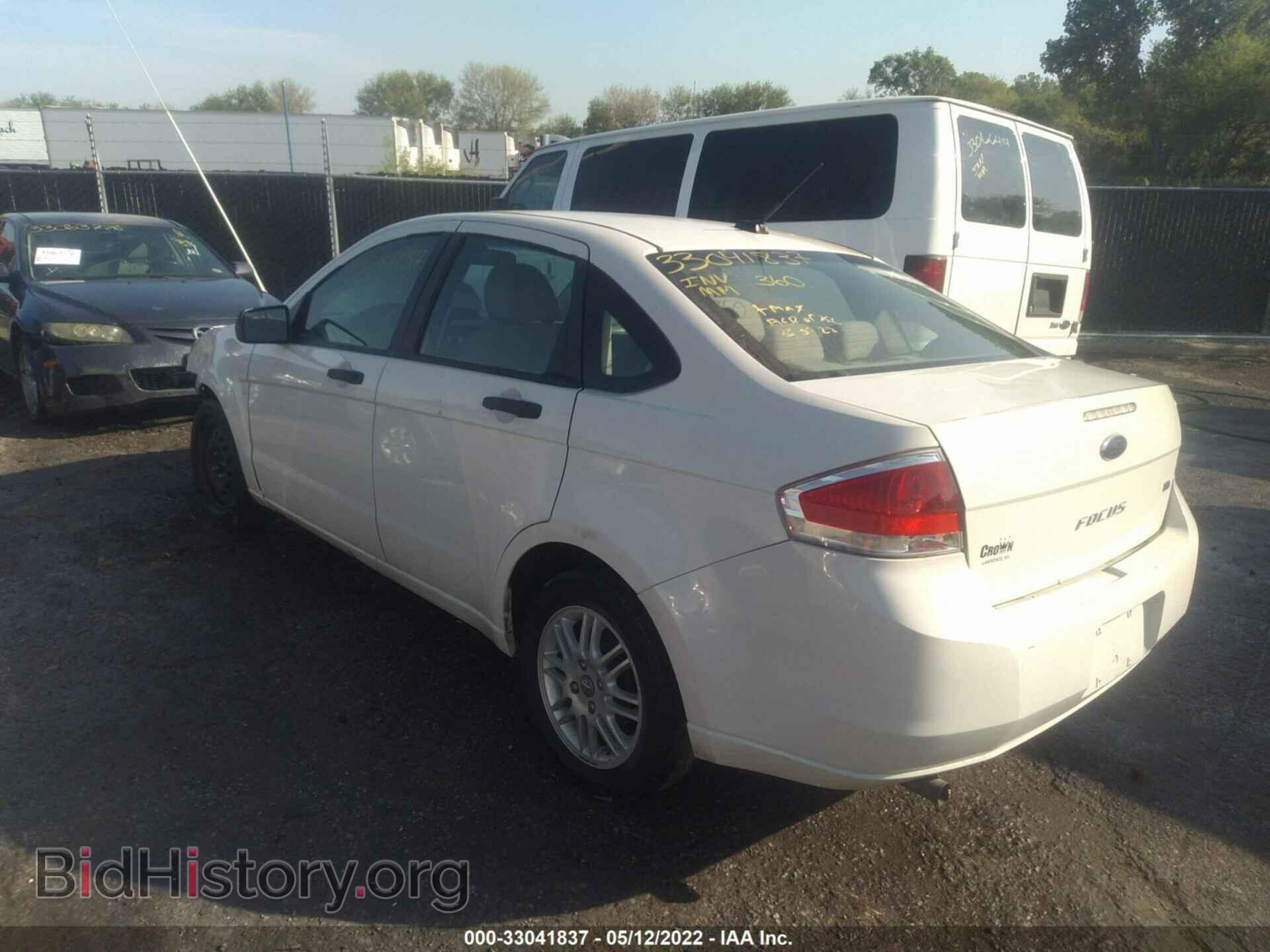 2011 FORD FOCUS - VIN: 1FAHP3FN6BW165575 - Photo 3
