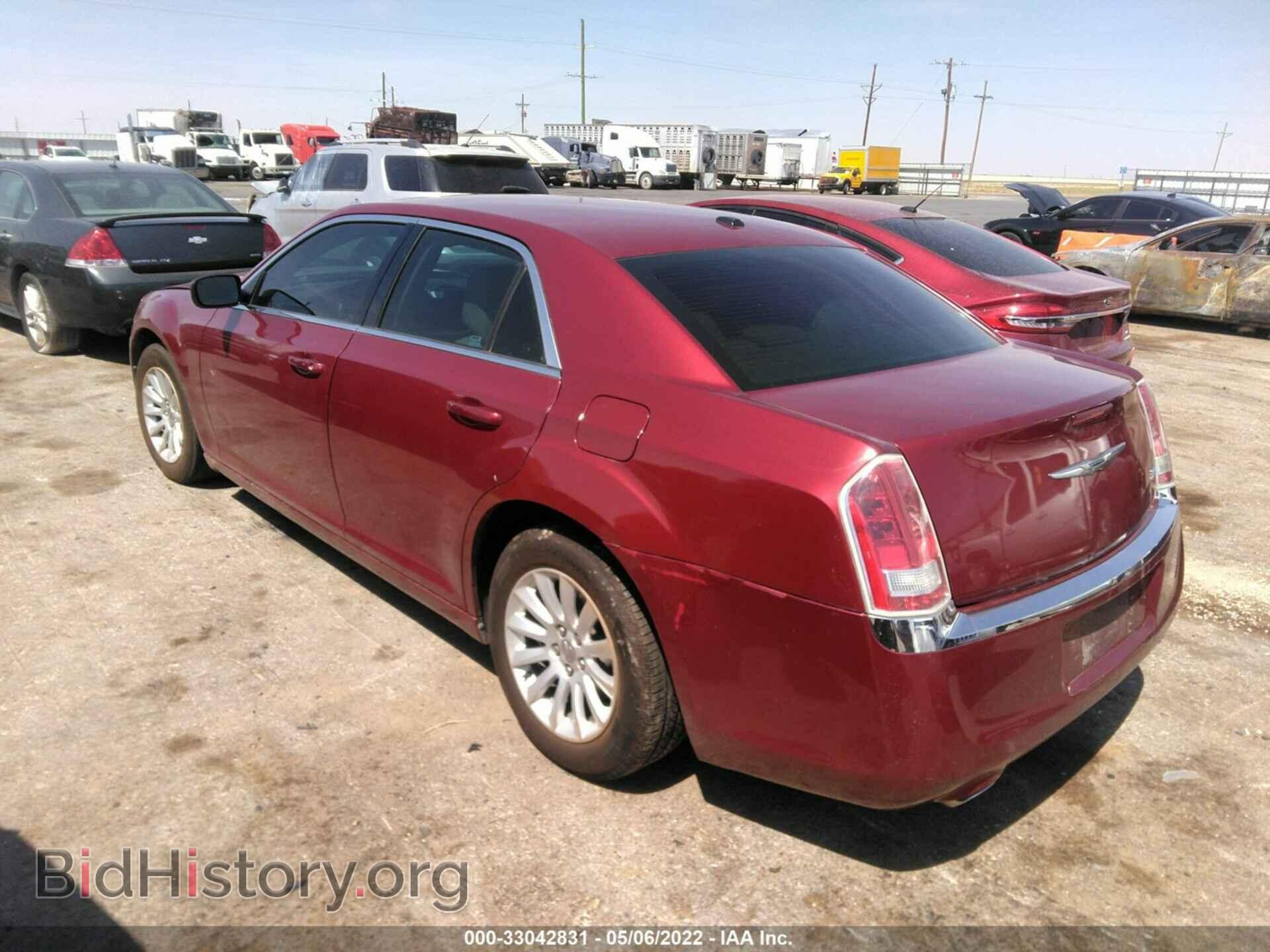2014 CHRYSLER 300 - VIN: 2C3CCAAG1EH124310 - Фото 3