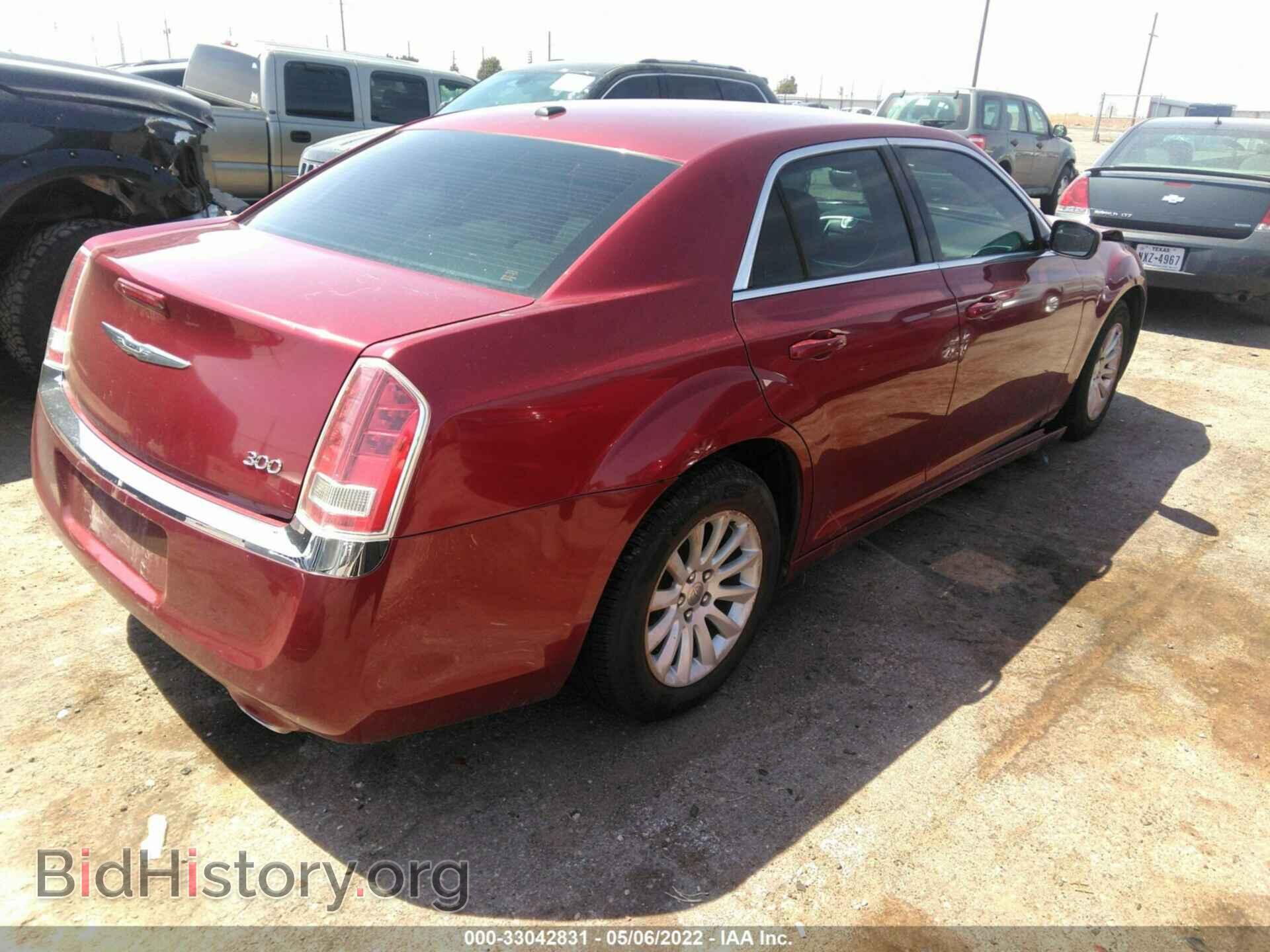 2014 CHRYSLER 300 - VIN: 2C3CCAAG1EH124310 - Фото 4