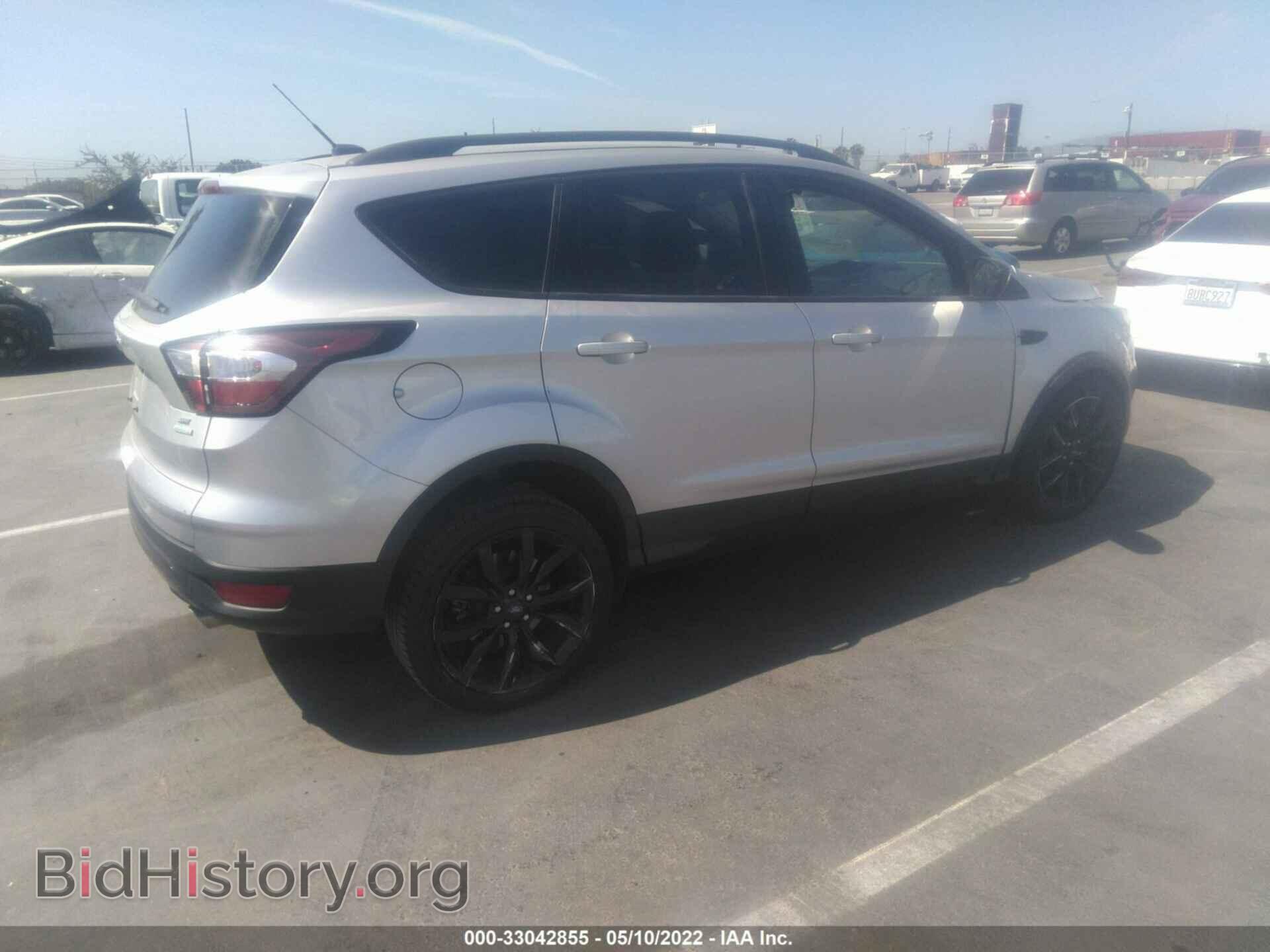 2017 FORD ESCAPE - VIN: 1FMCU0GD1HUC79999 - Фото 4