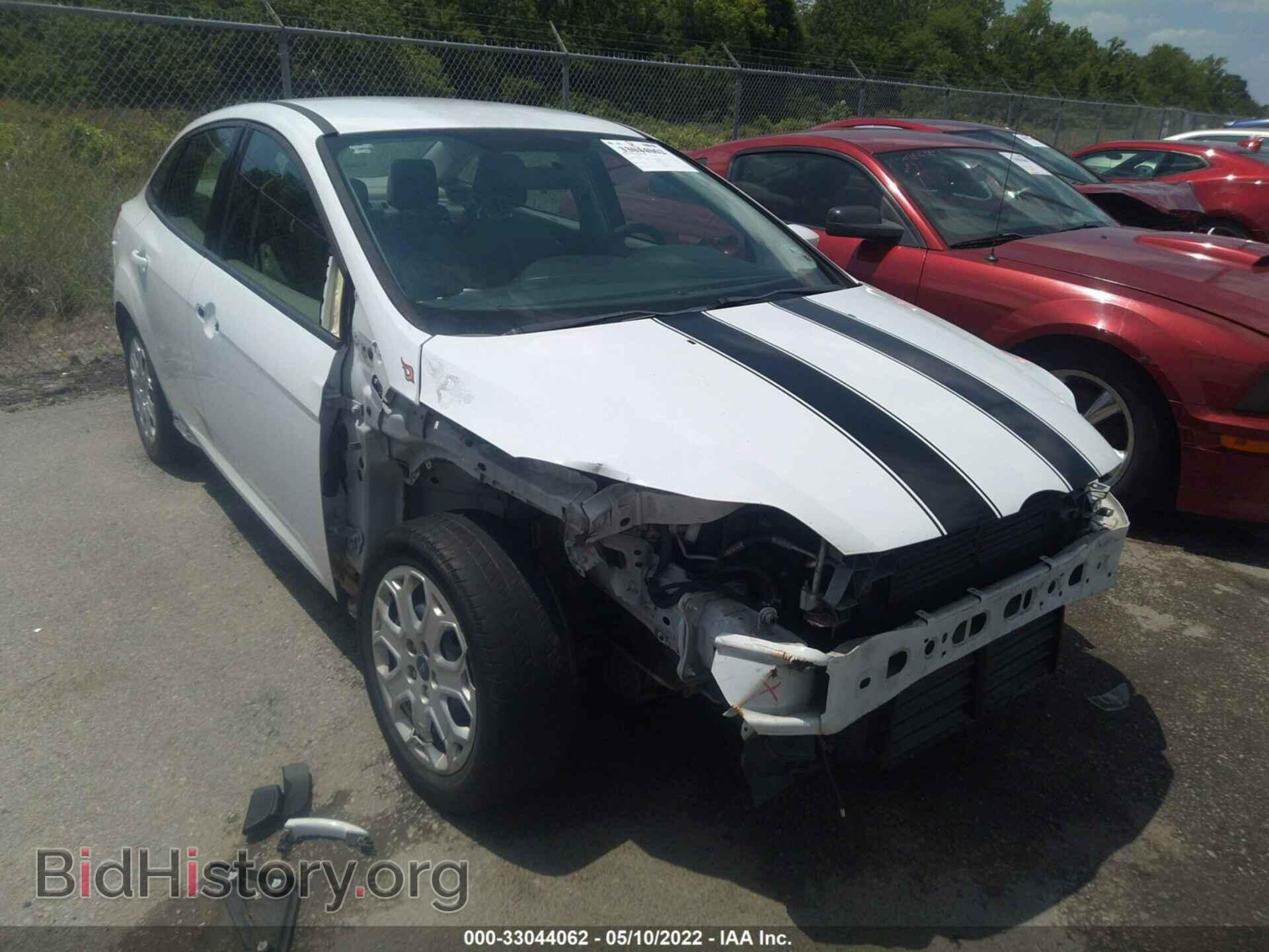 Photo 1FAHP3F28CL215207 - FORD FOCUS 2012