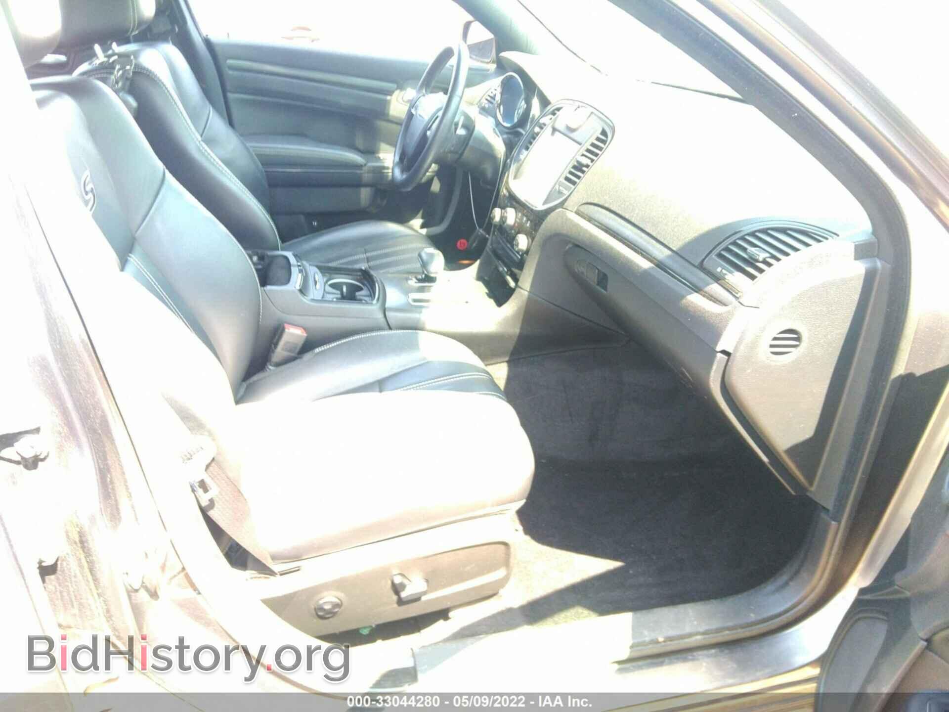 2014 CHRYSLER 300 - VIN: 2C3CCABG2EH383208 - Фото 5