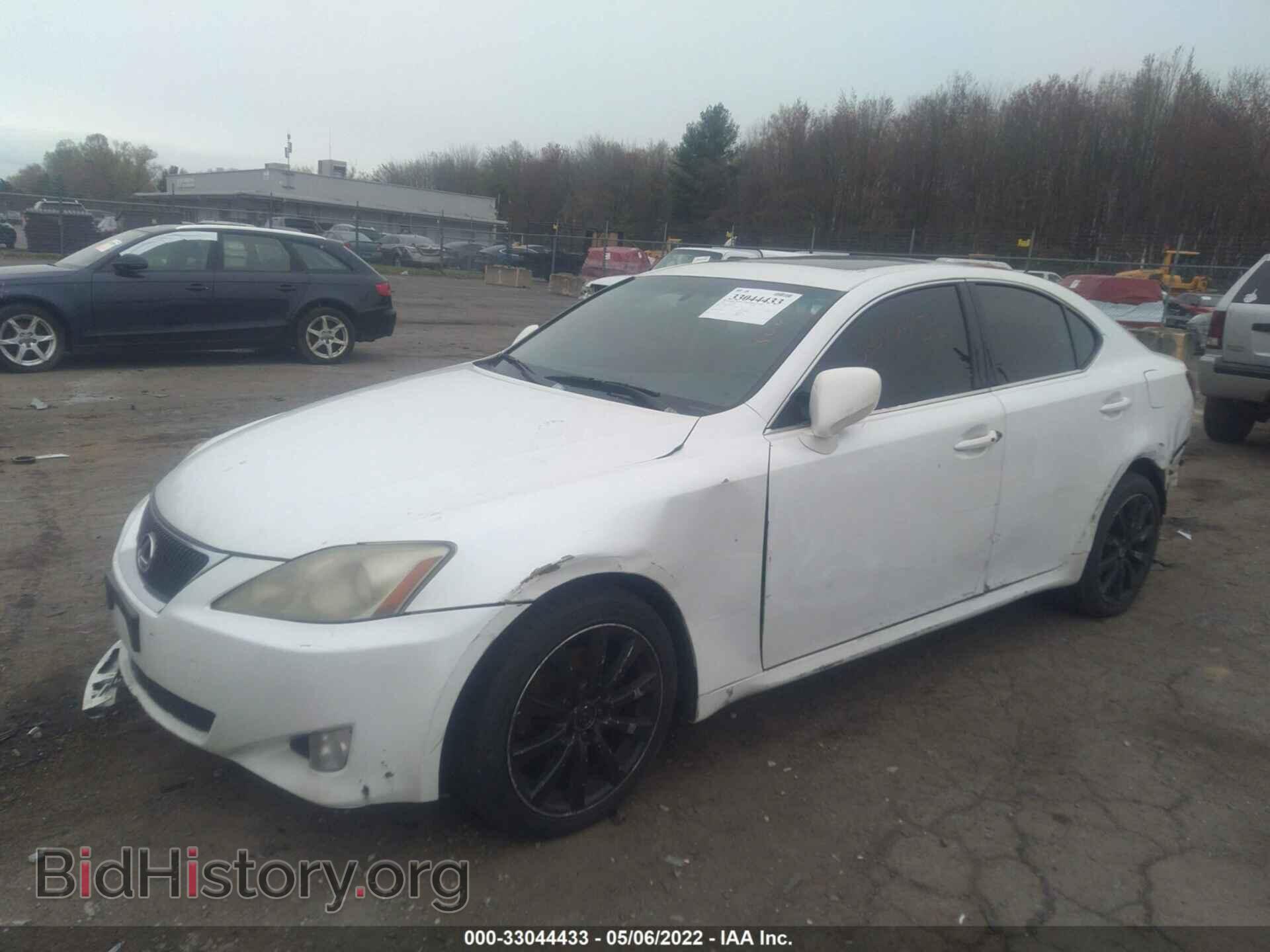 2008 LEXUS IS 250 - VIN: JTHCK262685020410 - Фото 2