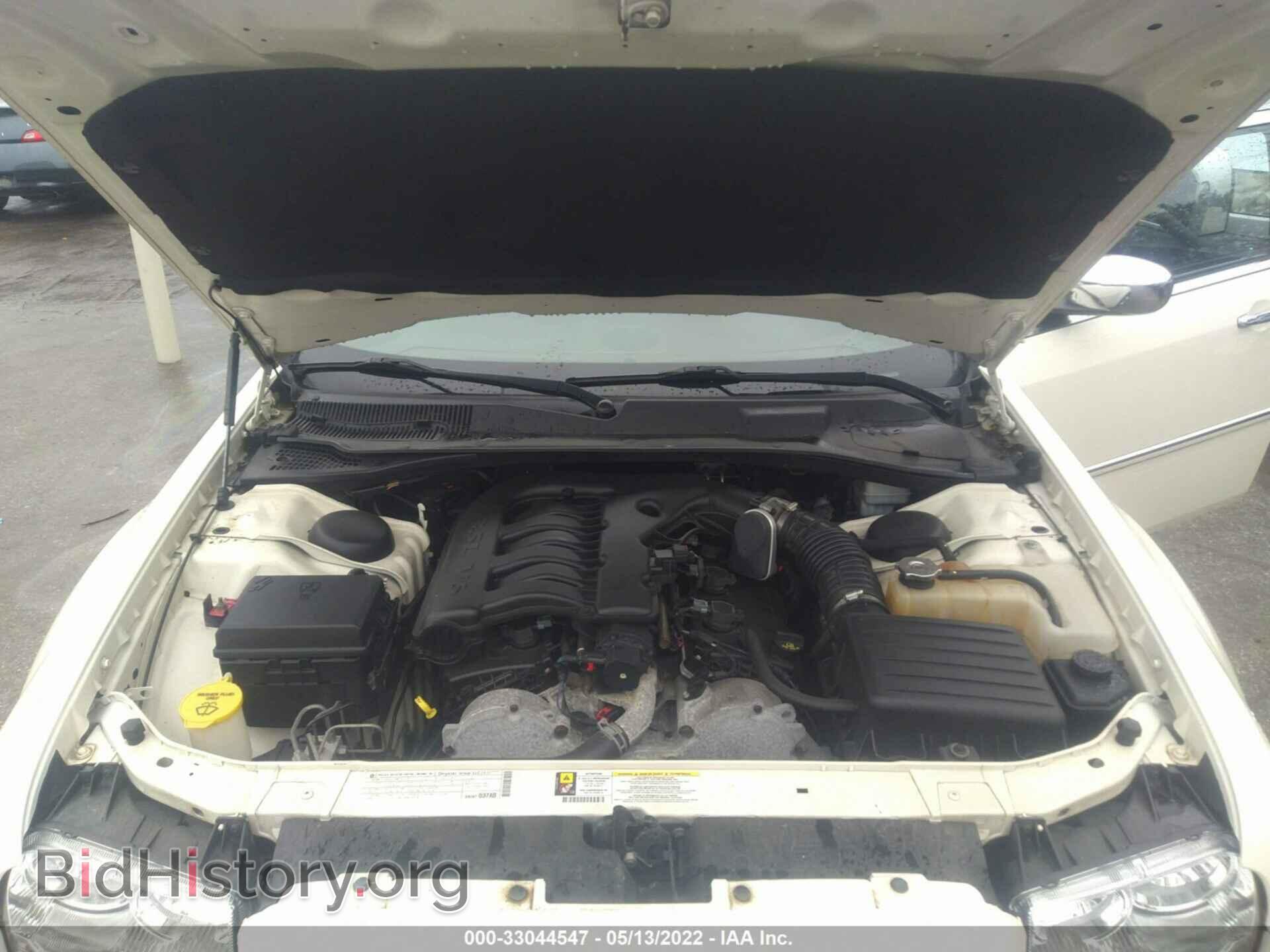 2010 CHRYSLER 300 - VIN: 2C3CA5CV9AH224318 - Фото 10