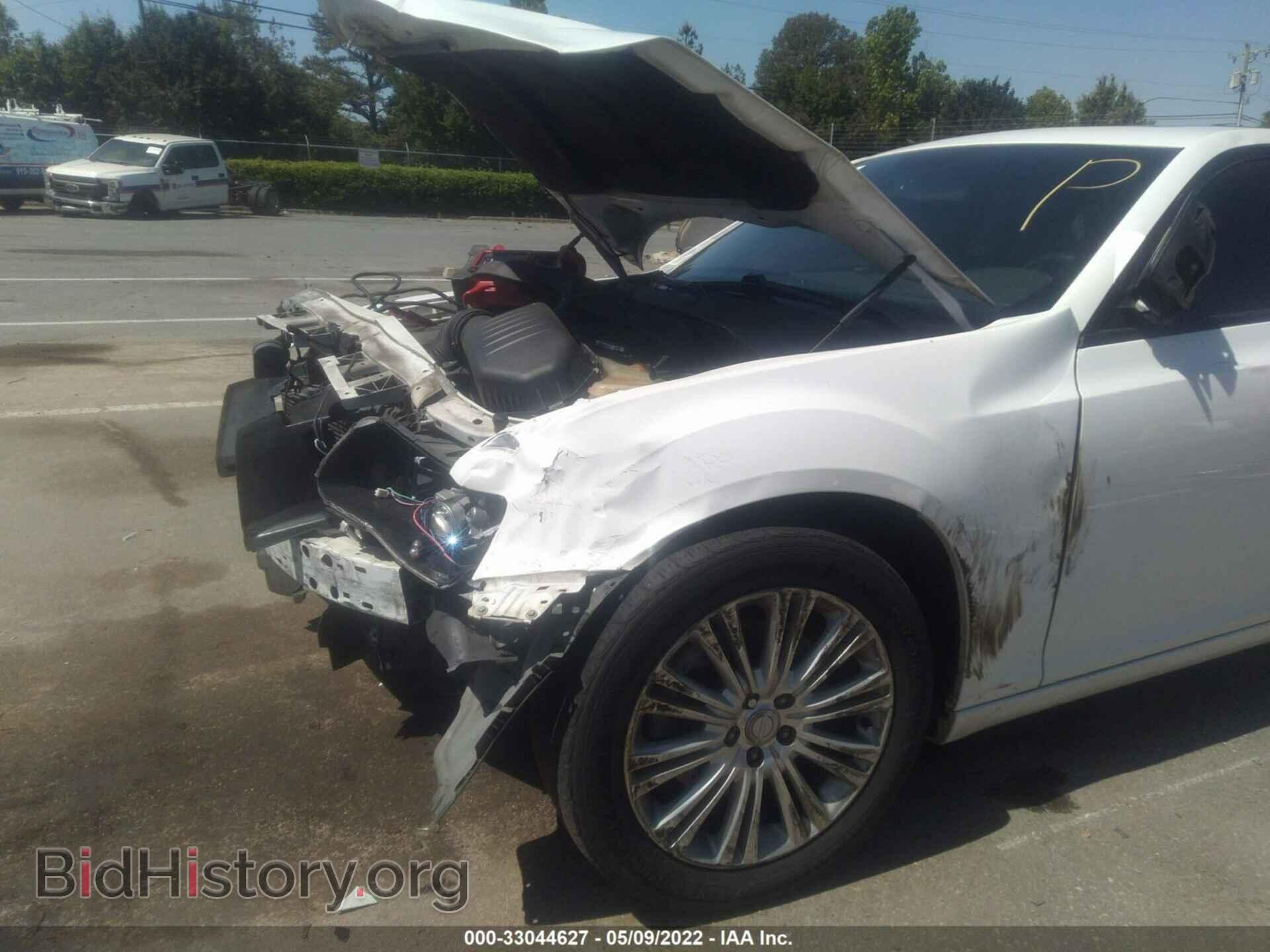 2014 CHRYSLER 300 - VIN: 2C3CCAGG8EH311793 - Фото 6