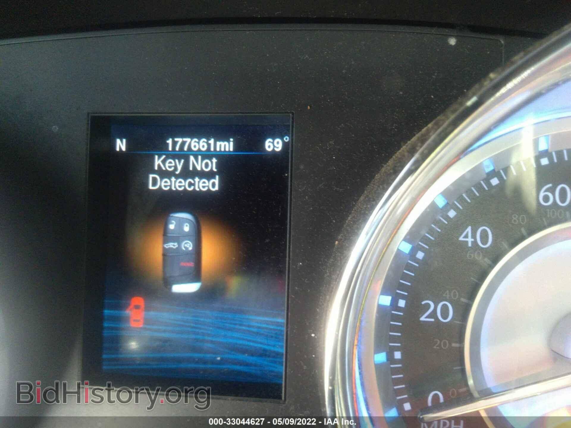 2014 CHRYSLER 300 - VIN: 2C3CCAGG8EH311793 - Фото 7