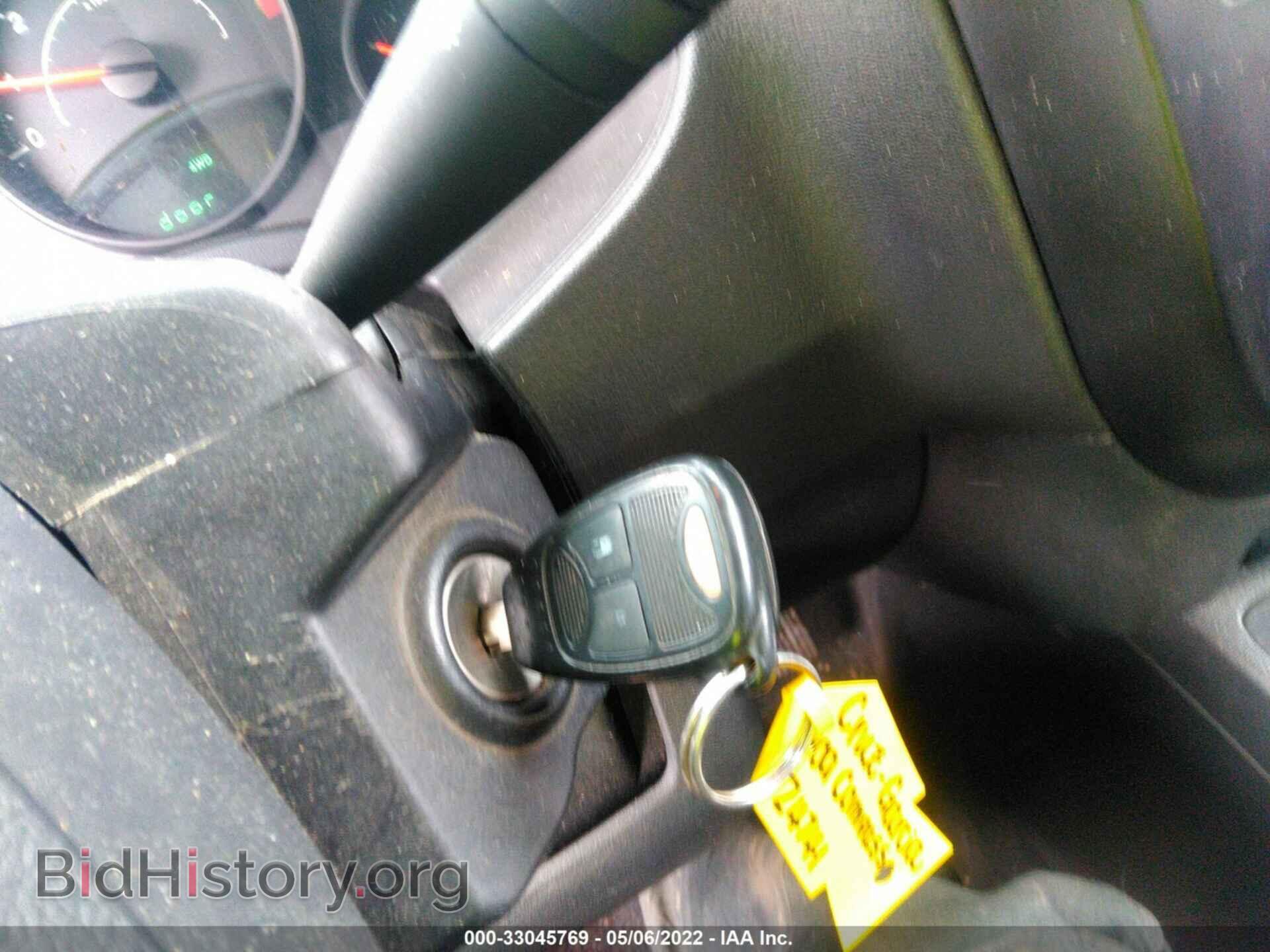 2009 JEEP COMPASS - VIN: 1J4FF47B79D184182 - Фото 11