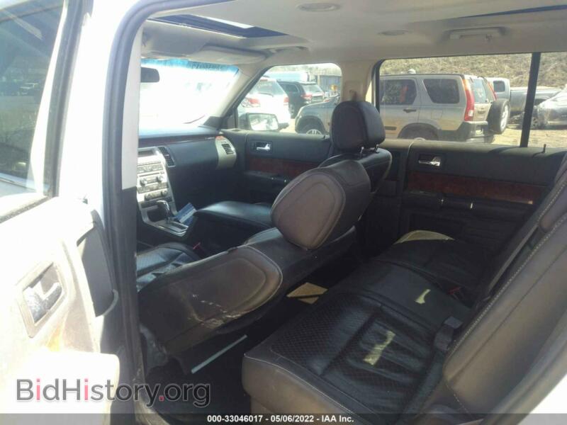 2011 Ford FLEX (VIN 2FMHK6DC3BBD31060) — photo 8 of 11