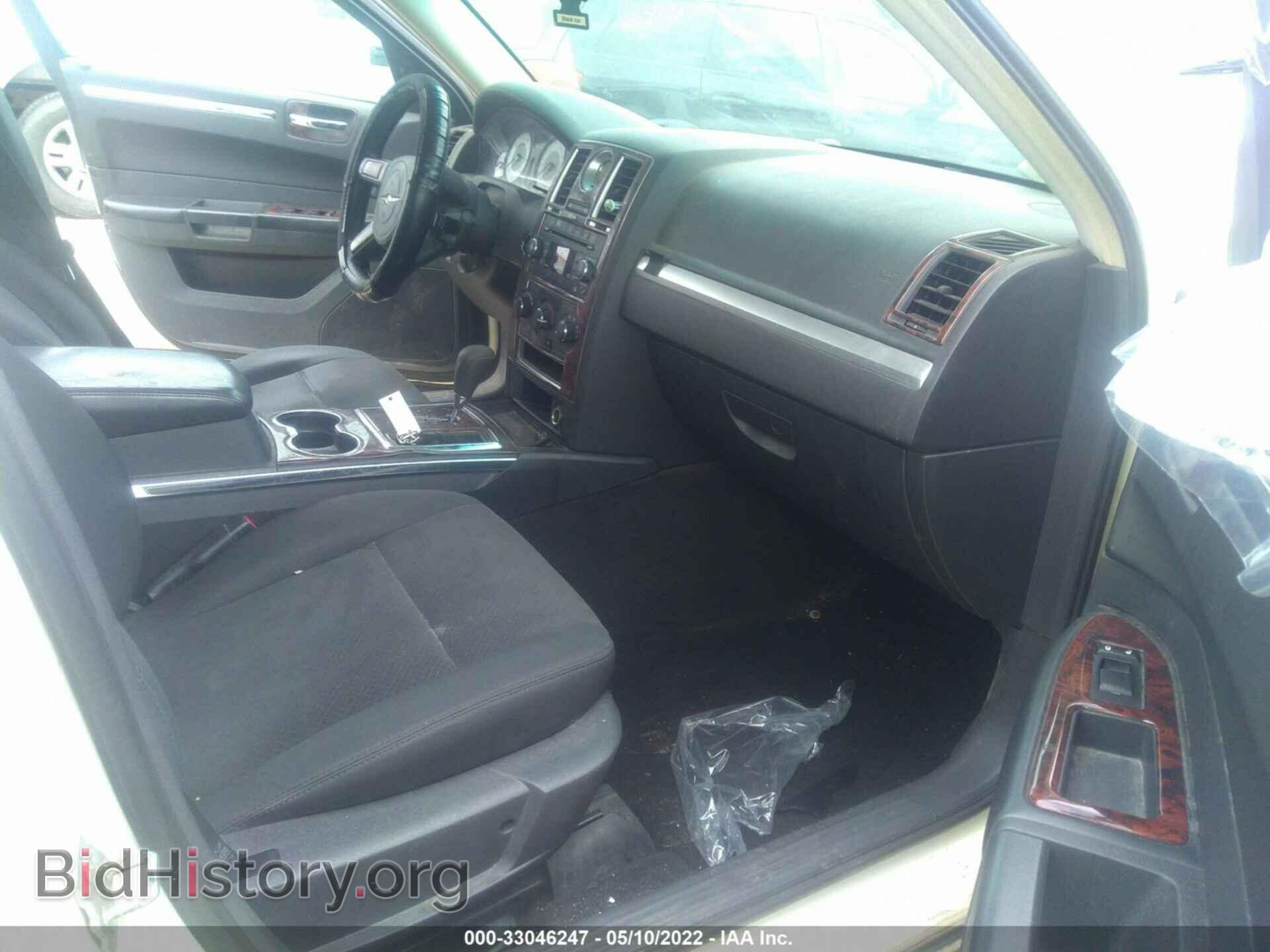 2008 CHRYSLER 300 - VIN: 2C3KA53G78H307933 - Фото 5