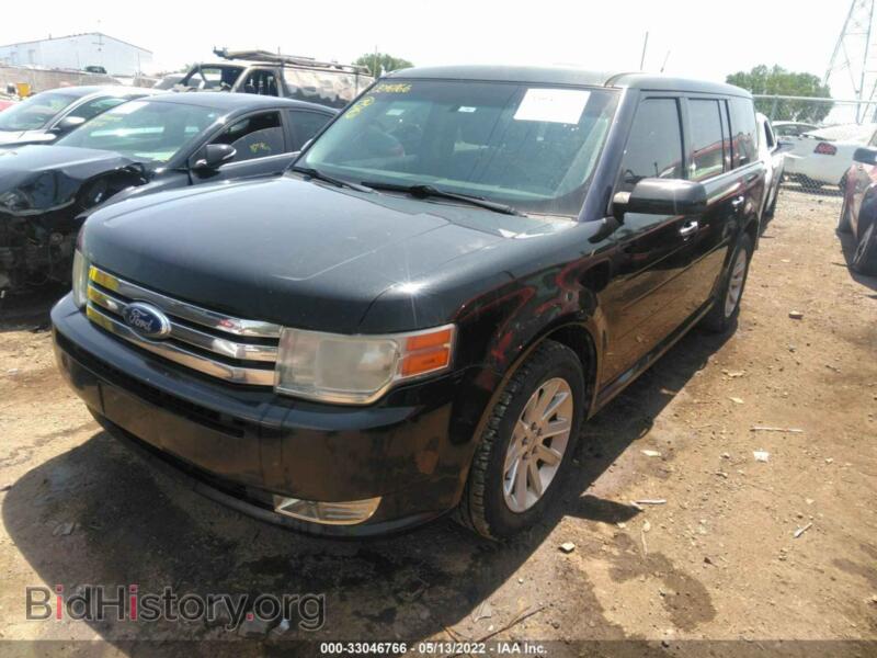 2011 Ford FLEX (VIN 2FMGK5CC6BBD14969) — photo 2 of 11
