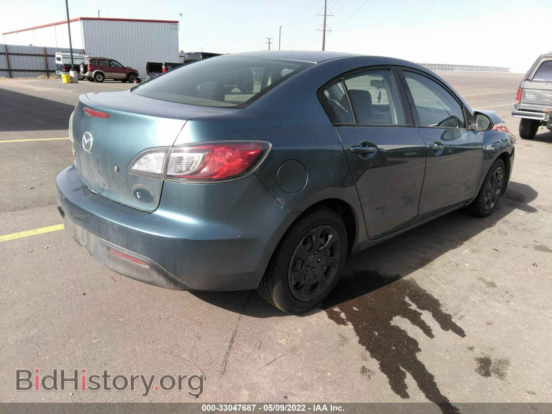2011 MAZDA MAZDA3 - VIN: JM1BL1UG0B1379298 - Фото 4
