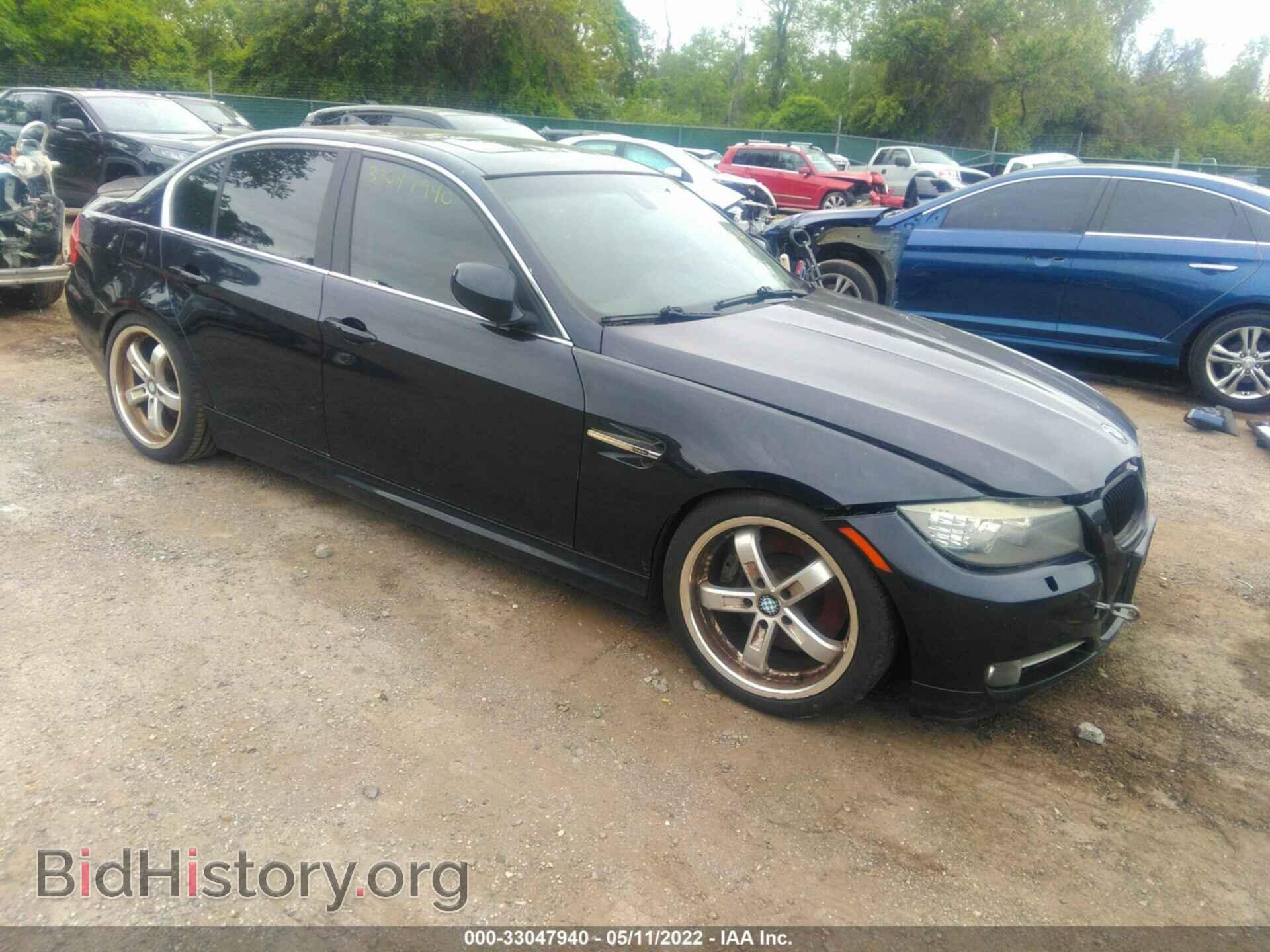 Фотография WBAPL33509A404645 - BMW 3 SERIES 2009