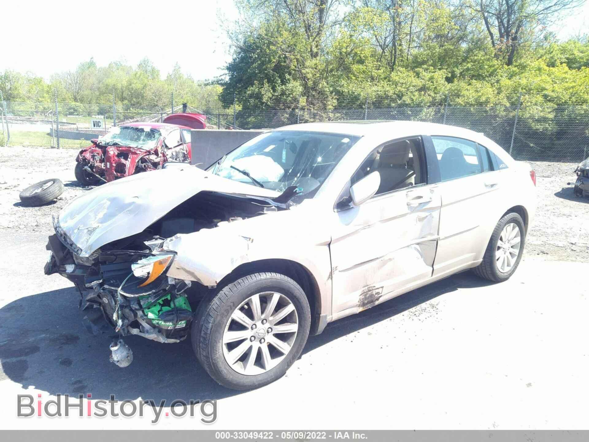 2013 CHRYSLER 200 - VIN: 1C3CCBBG4DN743008 - Фото 2