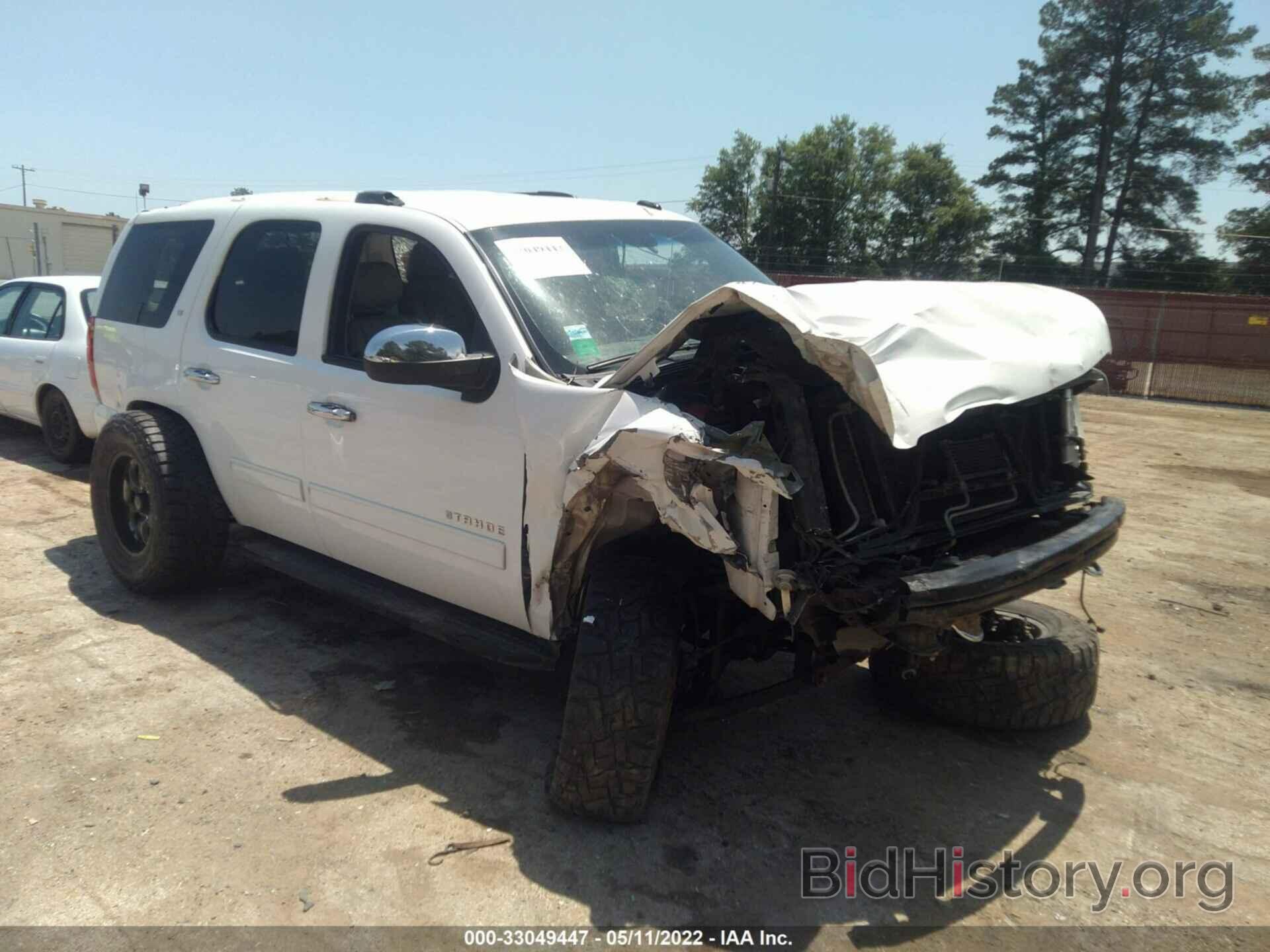 Photo 1GNSKBE02DR255930 - CHEVROLET TAHOE 2013