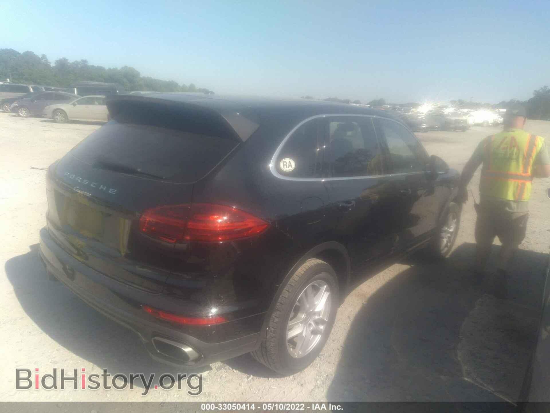 2016 PORSCHE CAYENNE - VIN: WP1AA2A2XGLA11107 - Photo 4