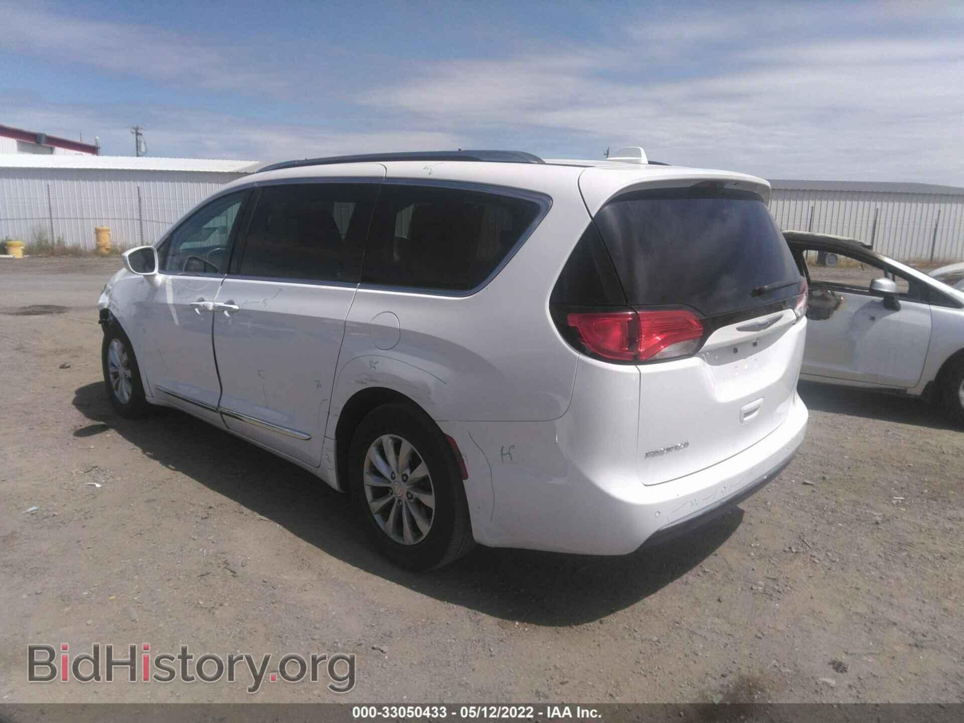 2019 CHRYSLER PACIFICA - VIN: 2C4RC1BG4KR626660 - Фото 3